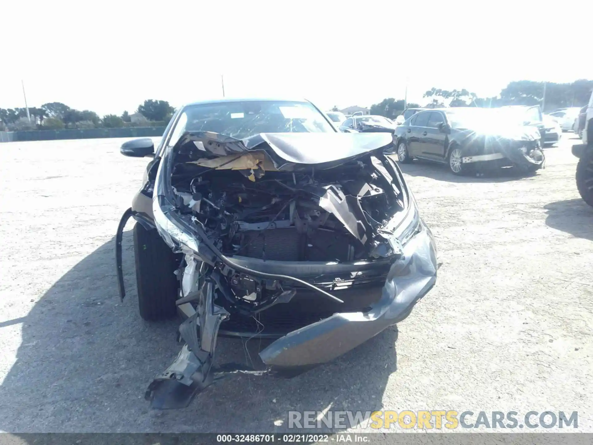 6 Photograph of a damaged car JTNKHMBX1L1090904 TOYOTA C-HR 2020