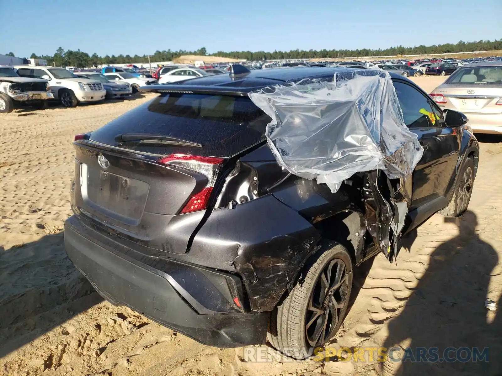 4 Photograph of a damaged car JTNKHMBX1L1092233 TOYOTA C-HR 2020