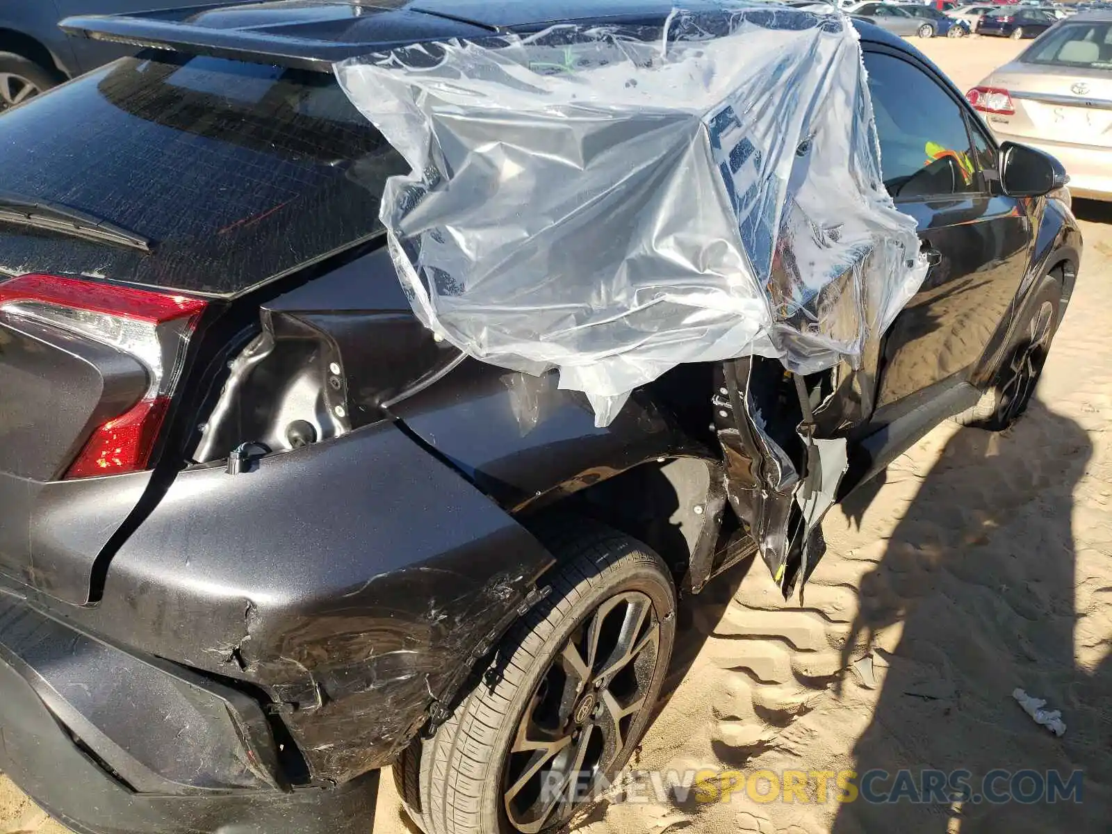 9 Photograph of a damaged car JTNKHMBX1L1092233 TOYOTA C-HR 2020