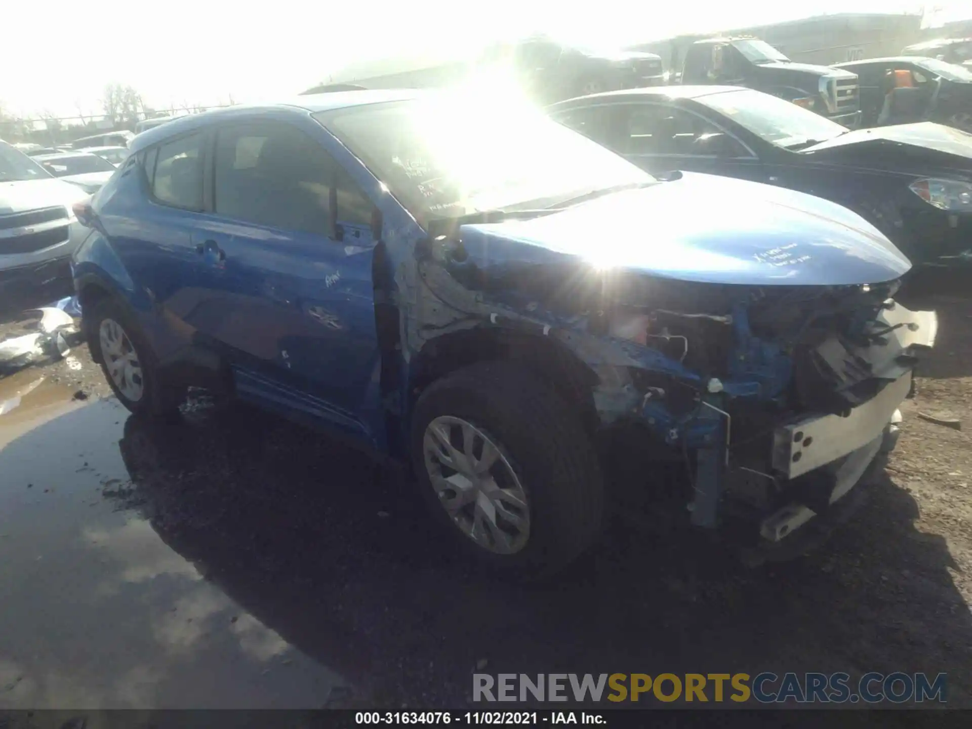 1 Photograph of a damaged car JTNKHMBX2L1063260 TOYOTA C-HR 2020