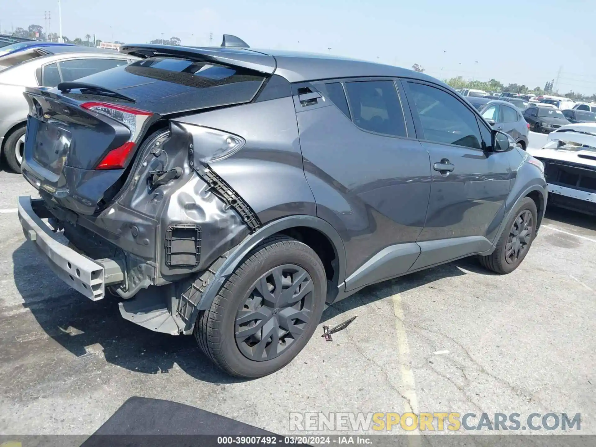 4 Фотография поврежденного автомобиля JTNKHMBX2L1065543 TOYOTA C-HR 2020