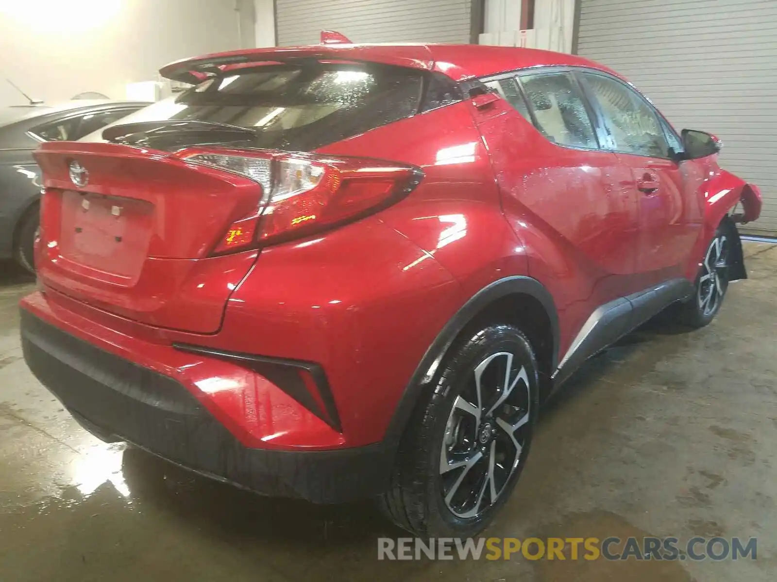 4 Photograph of a damaged car JTNKHMBX2L1068068 TOYOTA C-HR 2020