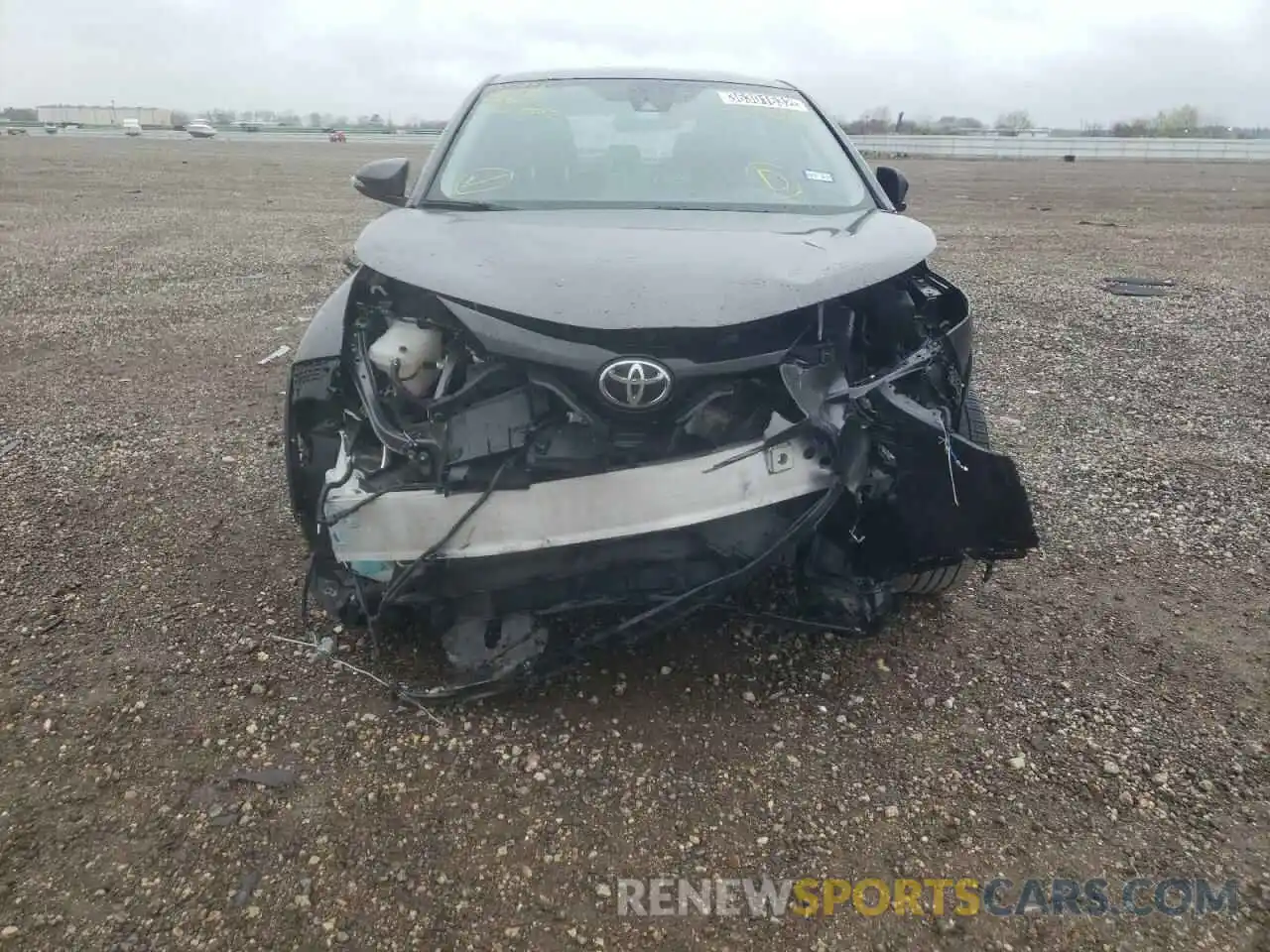 9 Photograph of a damaged car JTNKHMBX2L1074565 TOYOTA C-HR 2020