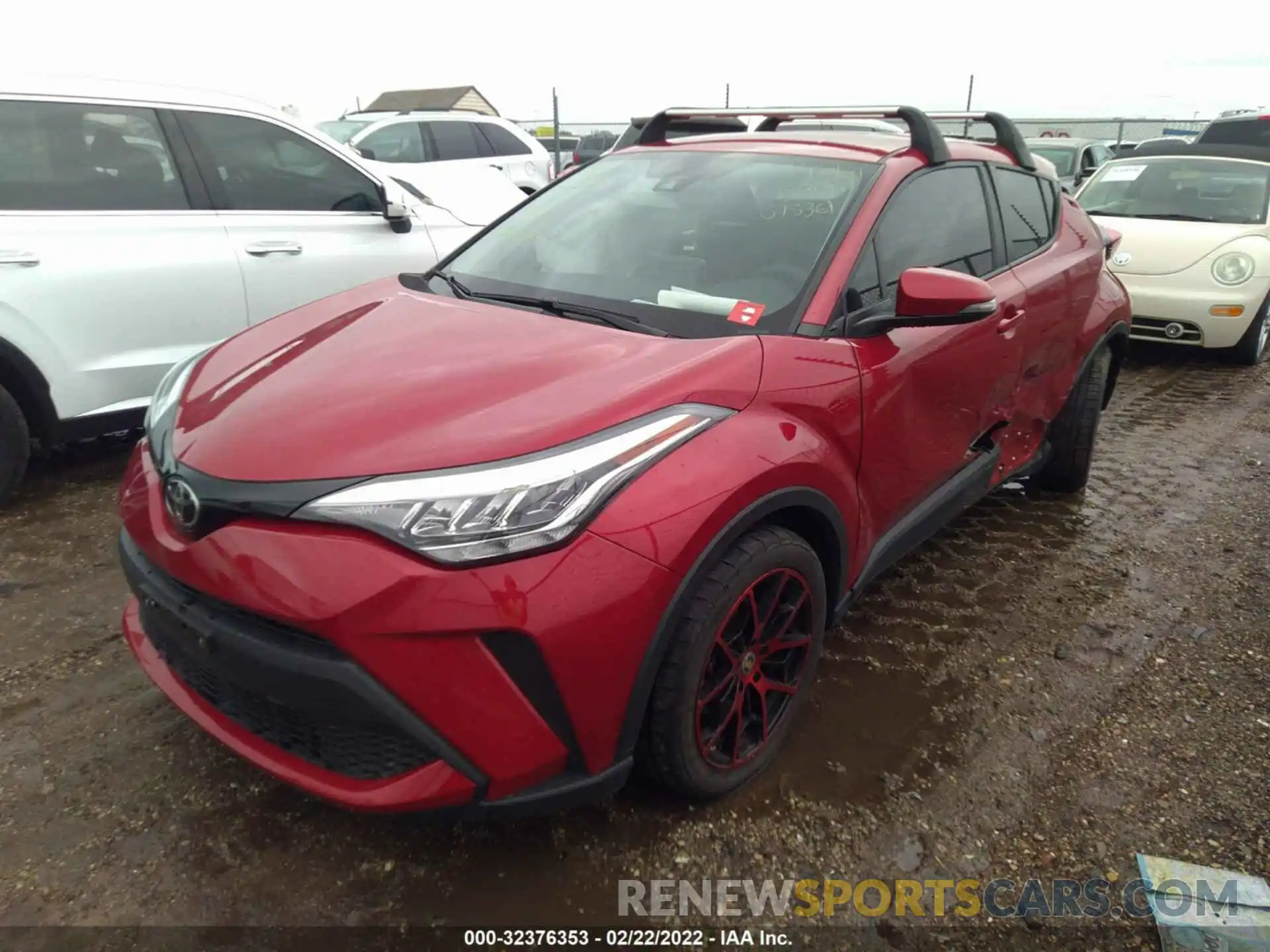 2 Photograph of a damaged car JTNKHMBX2L1075361 TOYOTA C-HR 2020