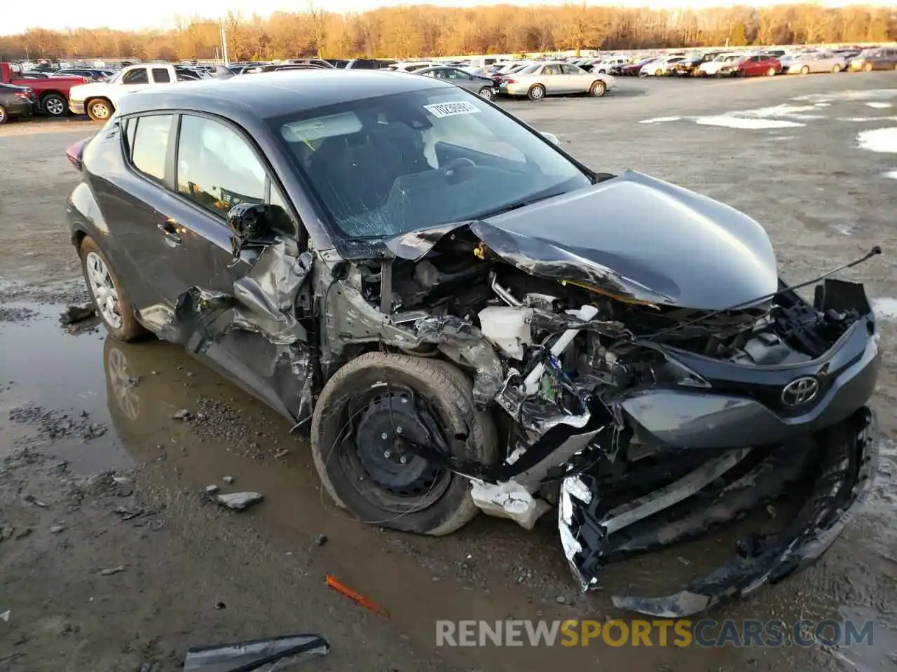 1 Photograph of a damaged car JTNKHMBX2L1075568 TOYOTA C-HR 2020