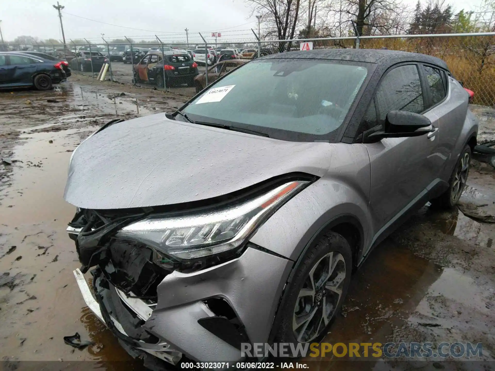 2 Photograph of a damaged car JTNKHMBX2L1075747 TOYOTA C-HR 2020