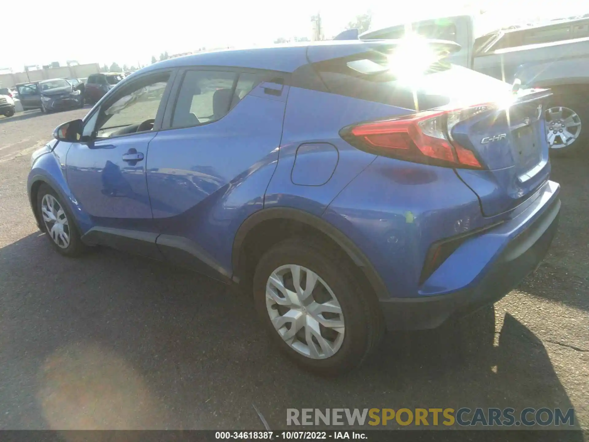 3 Photograph of a damaged car JTNKHMBX2L1076963 TOYOTA C-HR 2020