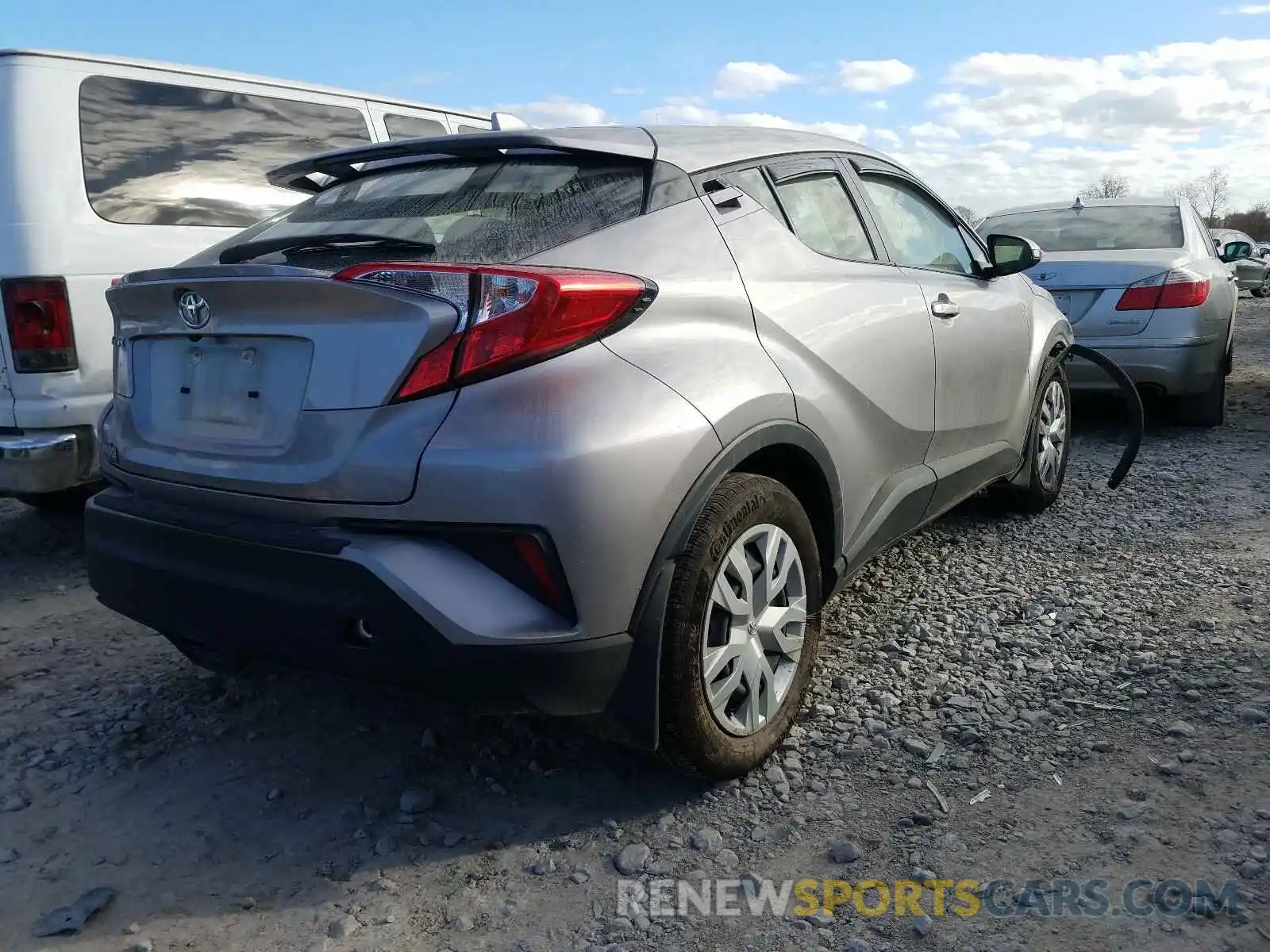 4 Photograph of a damaged car JTNKHMBX2L1079815 TOYOTA C-HR 2020