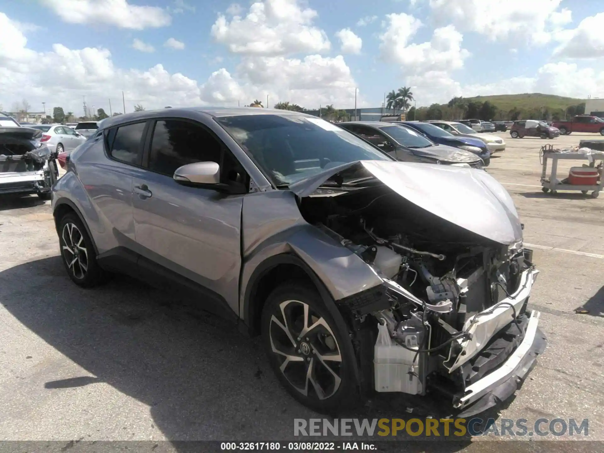 1 Photograph of a damaged car JTNKHMBX2L1084903 TOYOTA C-HR 2020