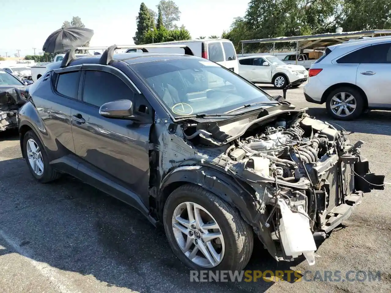 1 Photograph of a damaged car JTNKHMBX2L1085100 TOYOTA C-HR 2020