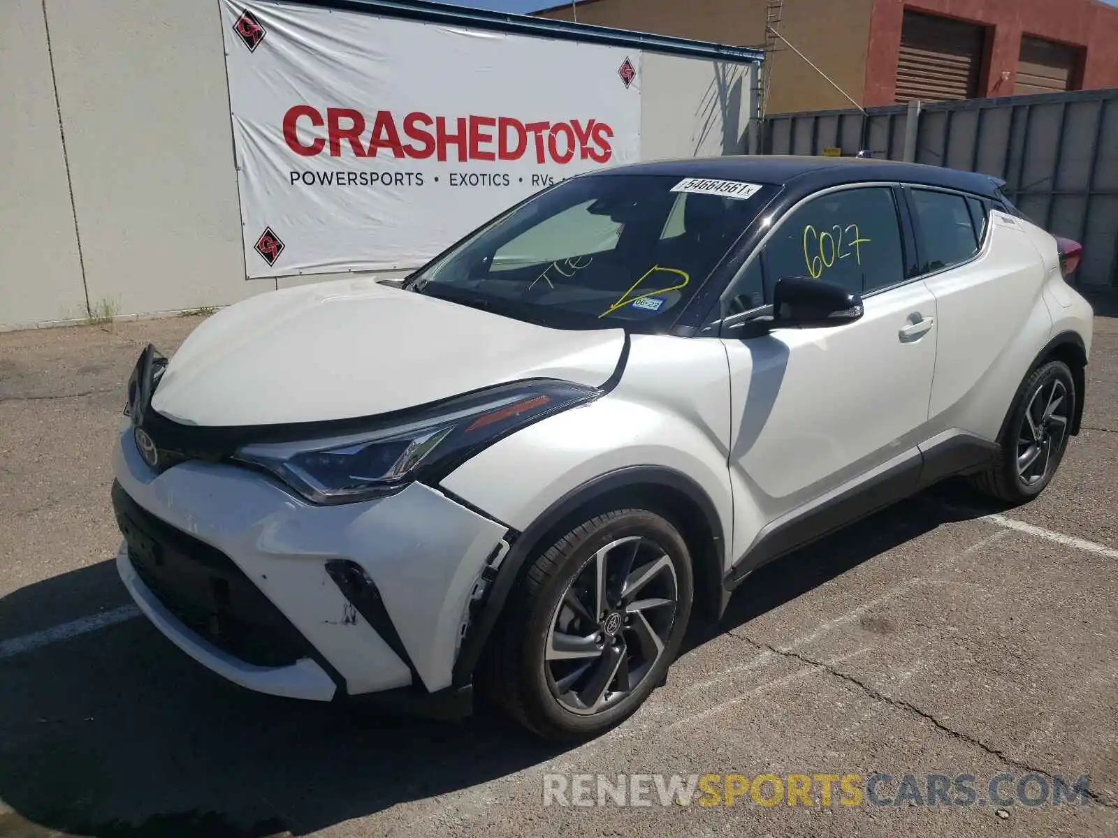 2 Photograph of a damaged car JTNKHMBX2L1087851 TOYOTA C-HR 2020