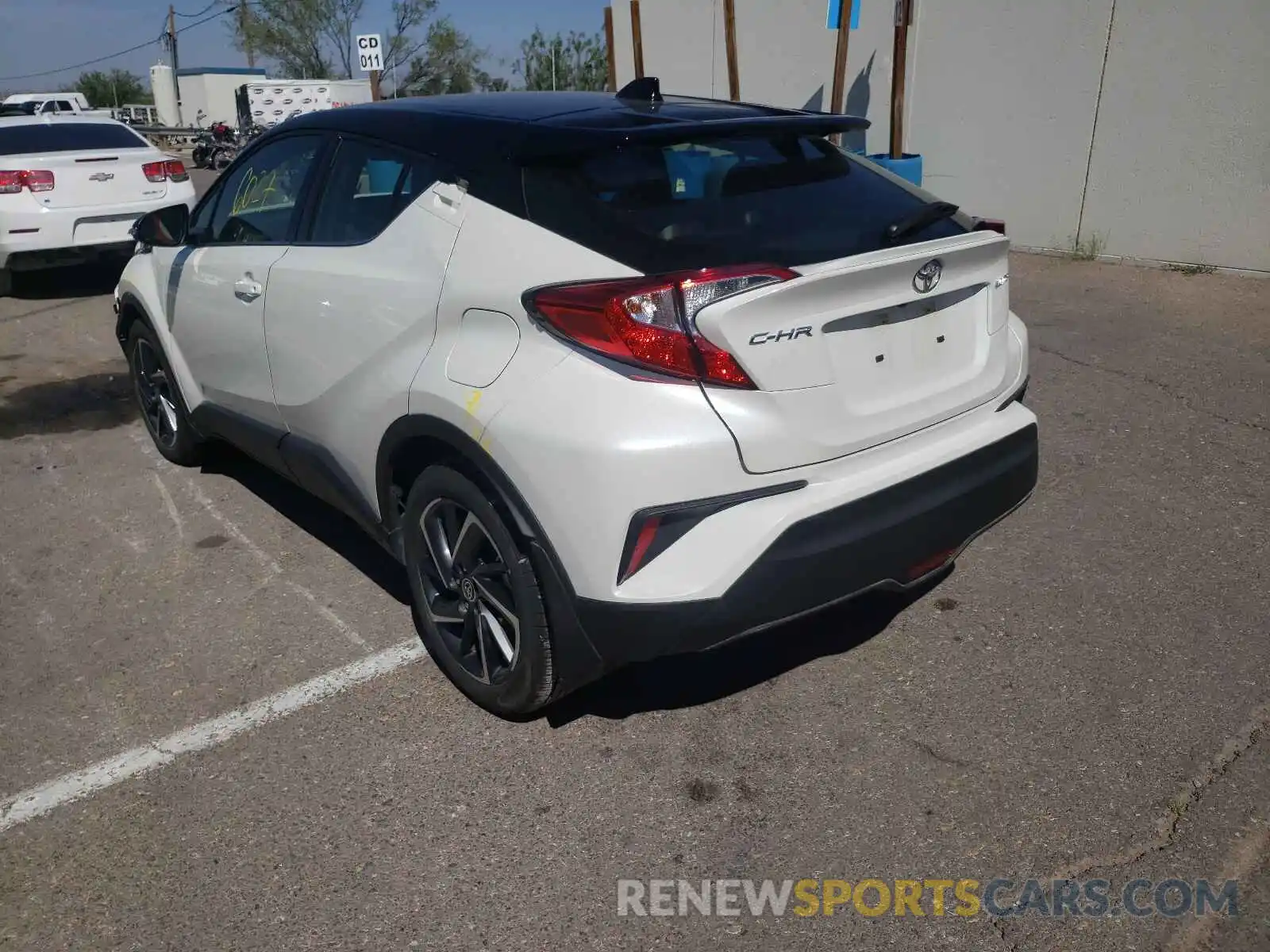 3 Photograph of a damaged car JTNKHMBX2L1087851 TOYOTA C-HR 2020