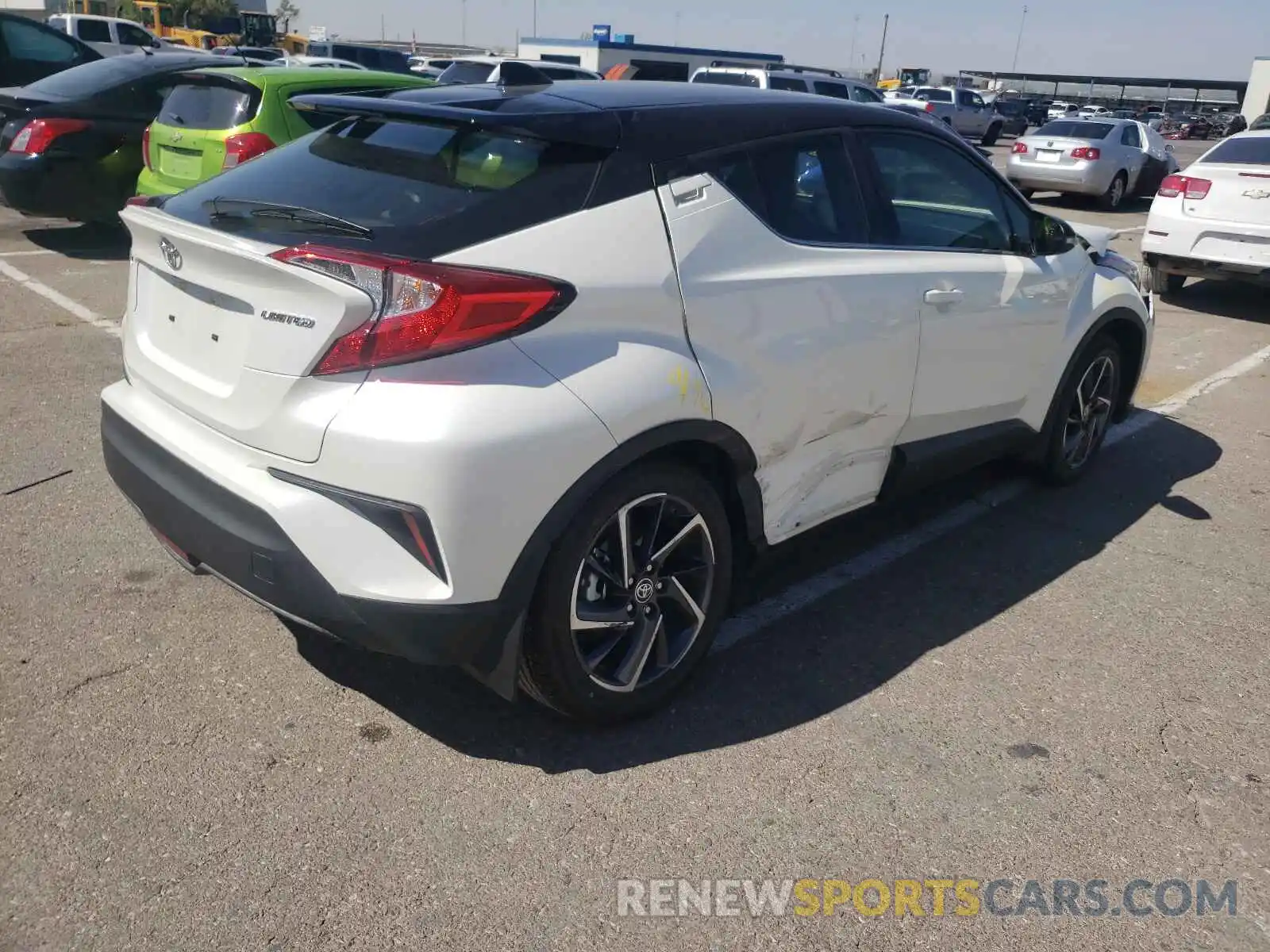 4 Photograph of a damaged car JTNKHMBX2L1087851 TOYOTA C-HR 2020