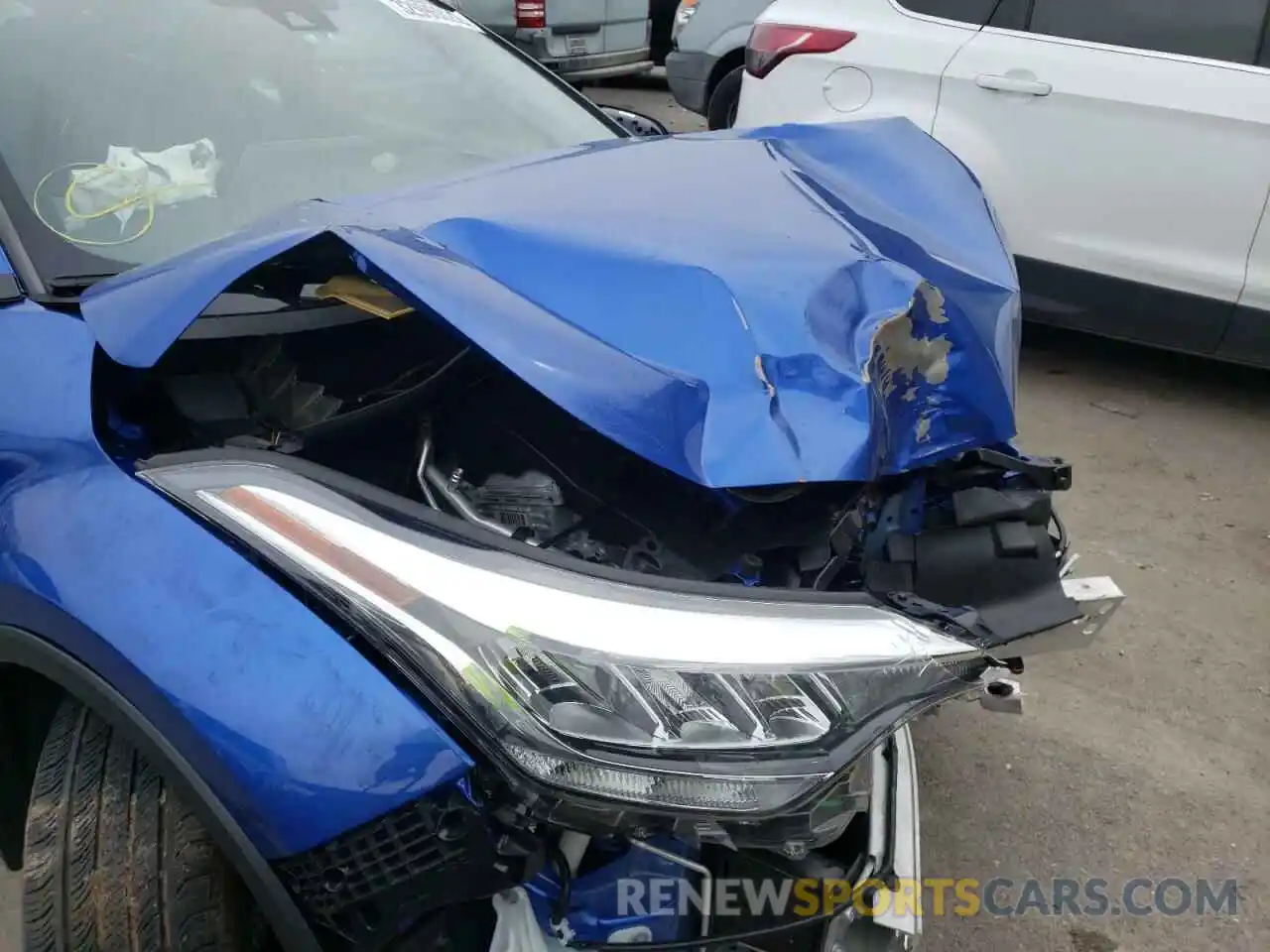 9 Photograph of a damaged car JTNKHMBX2L1089518 TOYOTA C-HR 2020