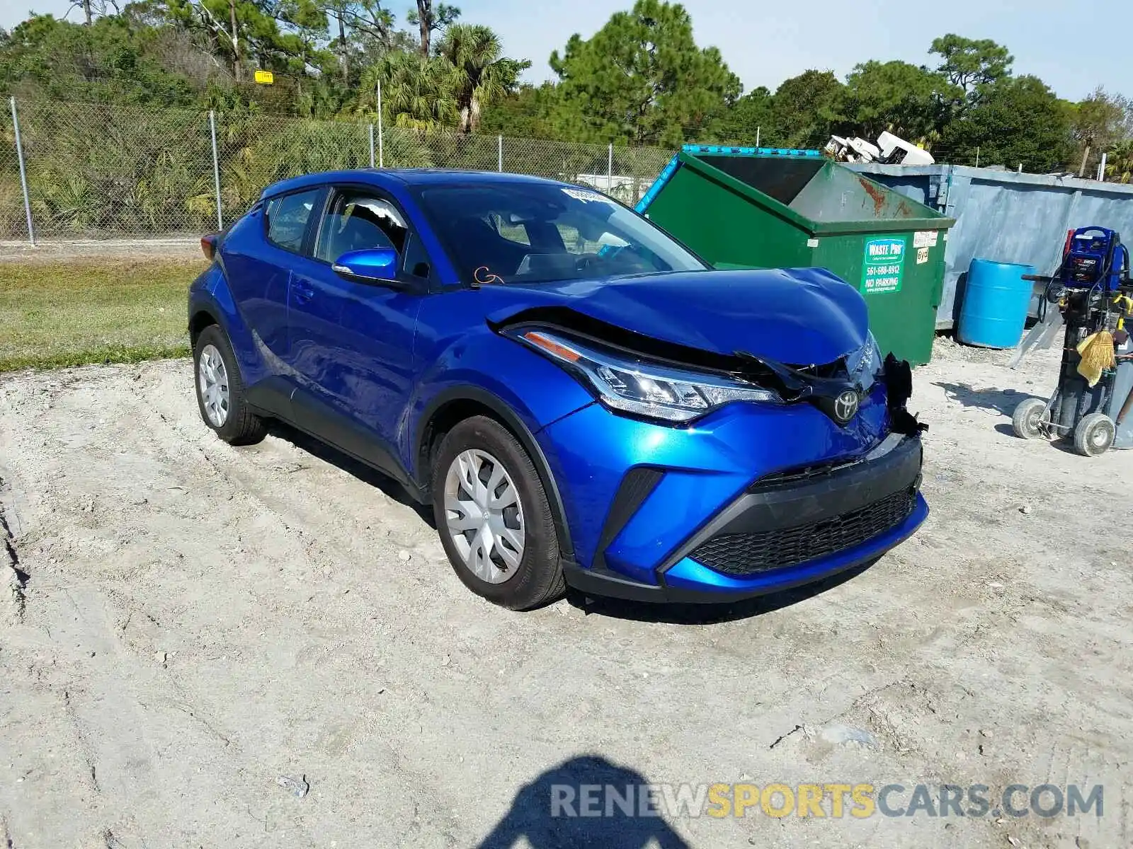 1 Photograph of a damaged car JTNKHMBX2L1090023 TOYOTA C-HR 2020