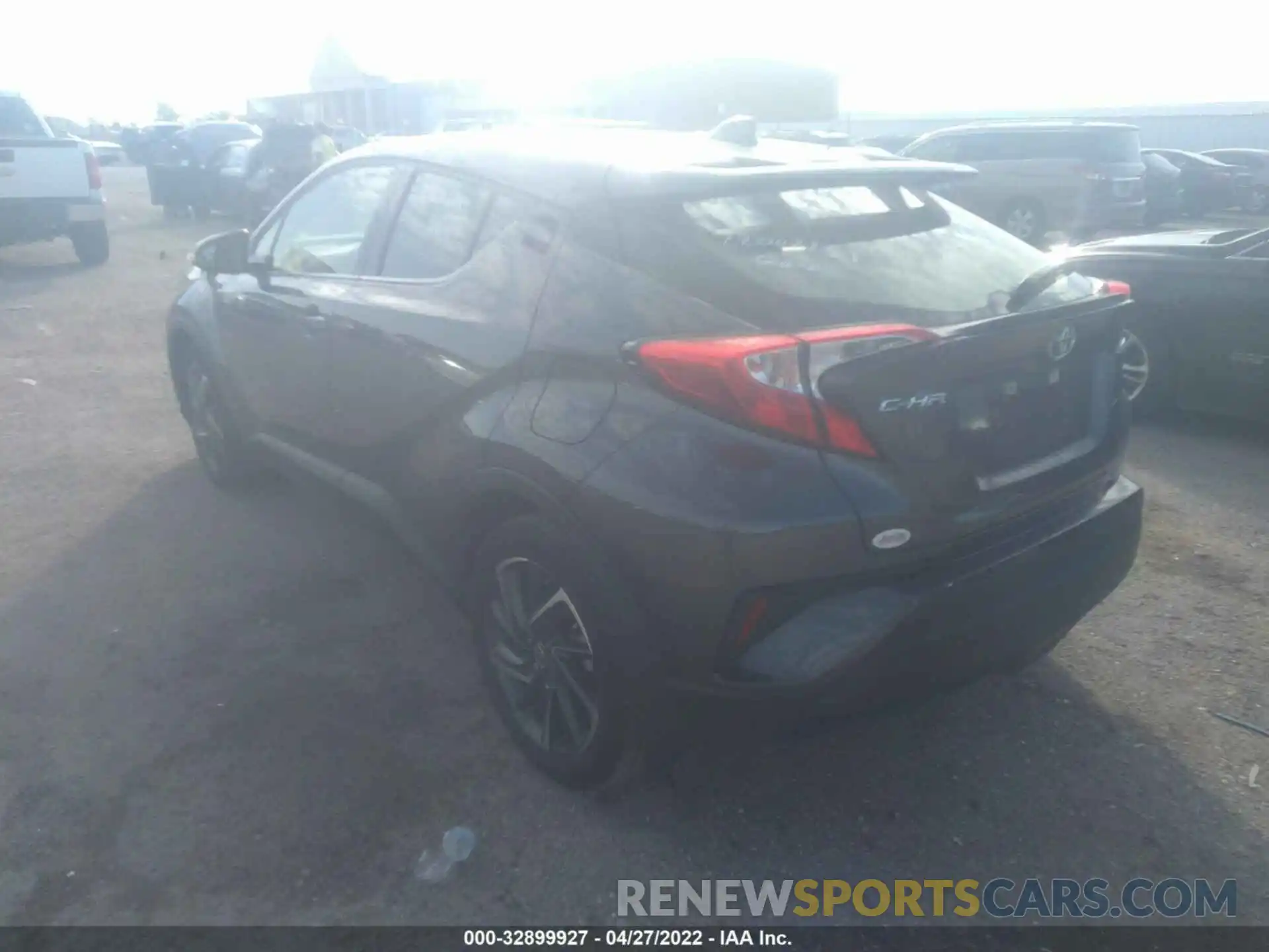 3 Photograph of a damaged car JTNKHMBX2L1091690 TOYOTA C-HR 2020