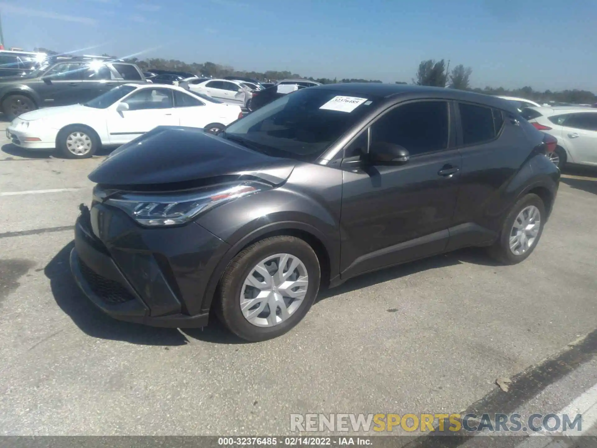 2 Photograph of a damaged car JTNKHMBX2L1092452 TOYOTA C-HR 2020