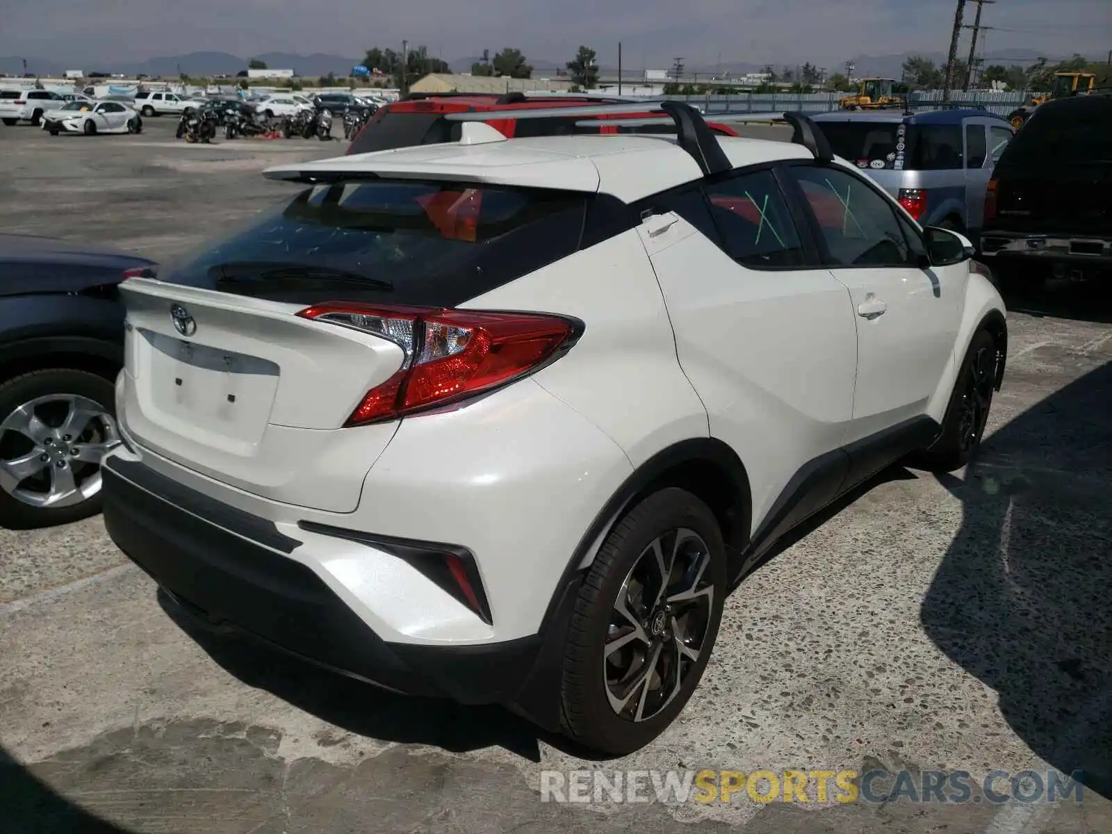 4 Photograph of a damaged car JTNKHMBX3L1064532 TOYOTA C-HR 2020