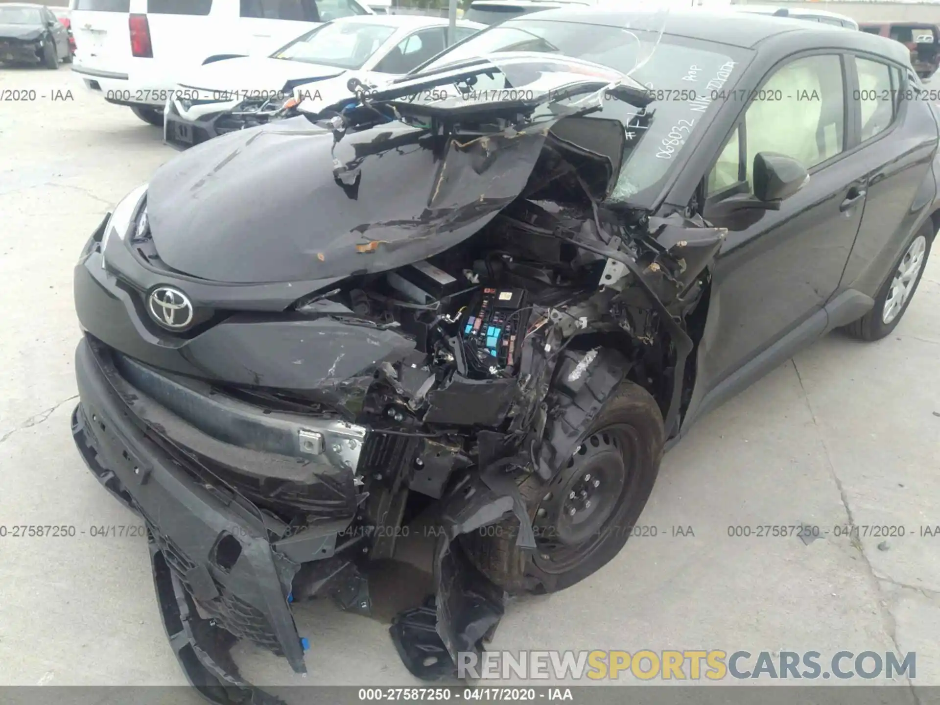 6 Photograph of a damaged car JTNKHMBX3L1068032 TOYOTA C-HR 2020