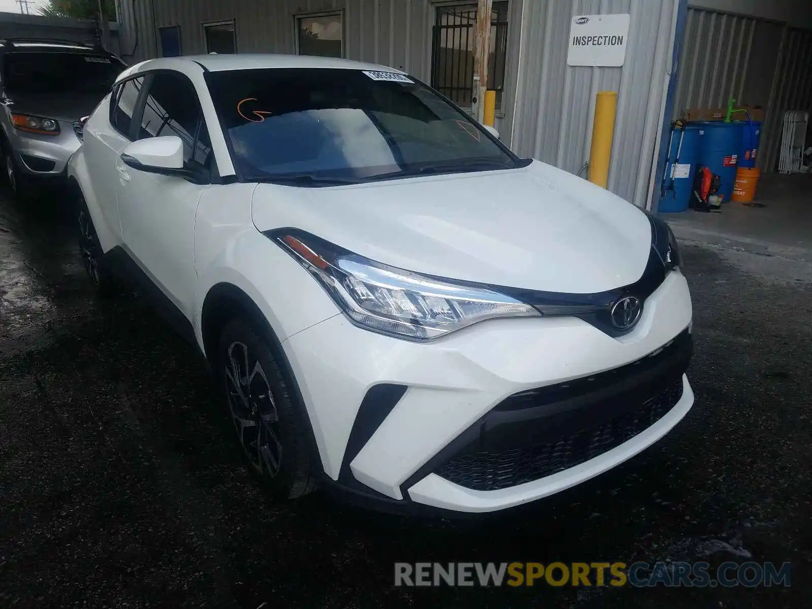 1 Photograph of a damaged car JTNKHMBX3L1071982 TOYOTA C-HR 2020