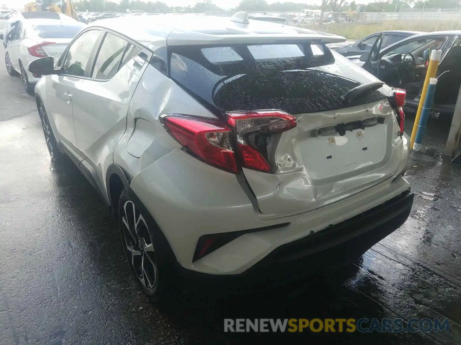 3 Photograph of a damaged car JTNKHMBX3L1071982 TOYOTA C-HR 2020