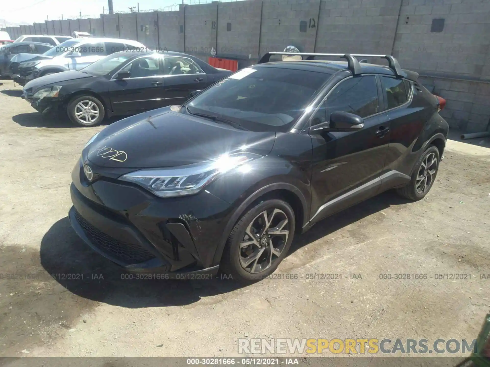 2 Photograph of a damaged car JTNKHMBX3L1076244 TOYOTA C-HR 2020