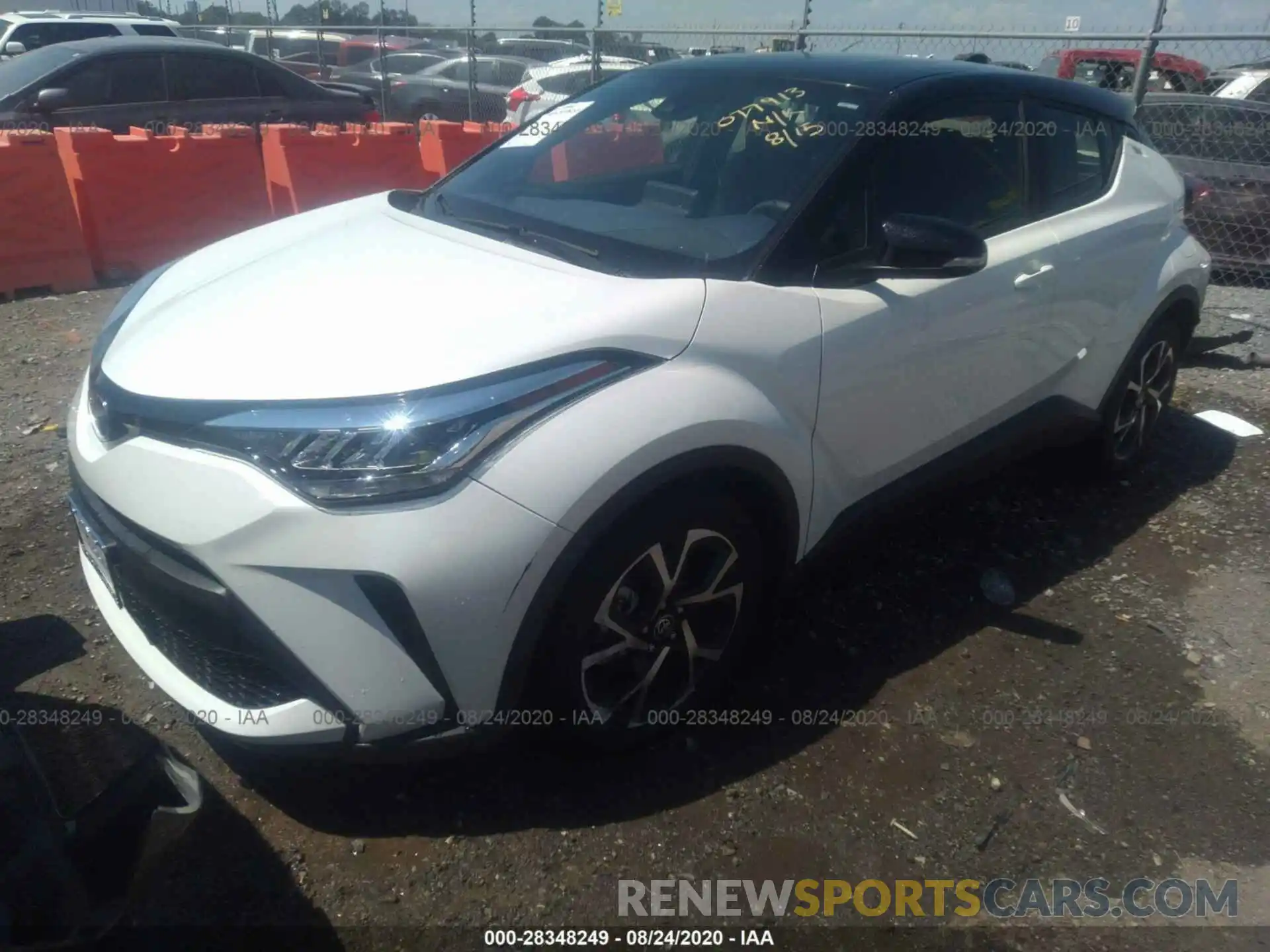 2 Photograph of a damaged car JTNKHMBX3L1077913 TOYOTA C-HR 2020