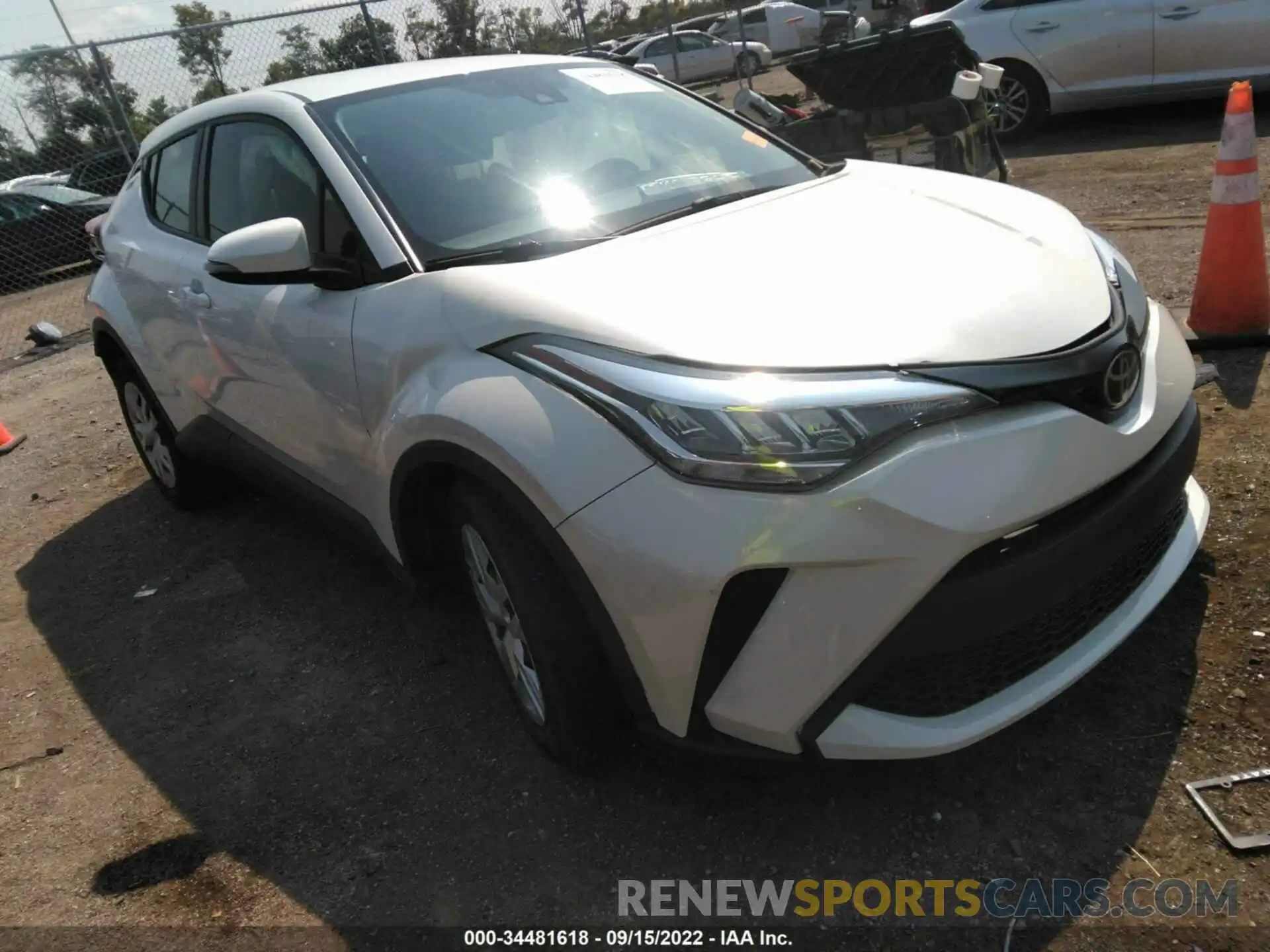 1 Photograph of a damaged car JTNKHMBX3L1080035 TOYOTA C-HR 2020