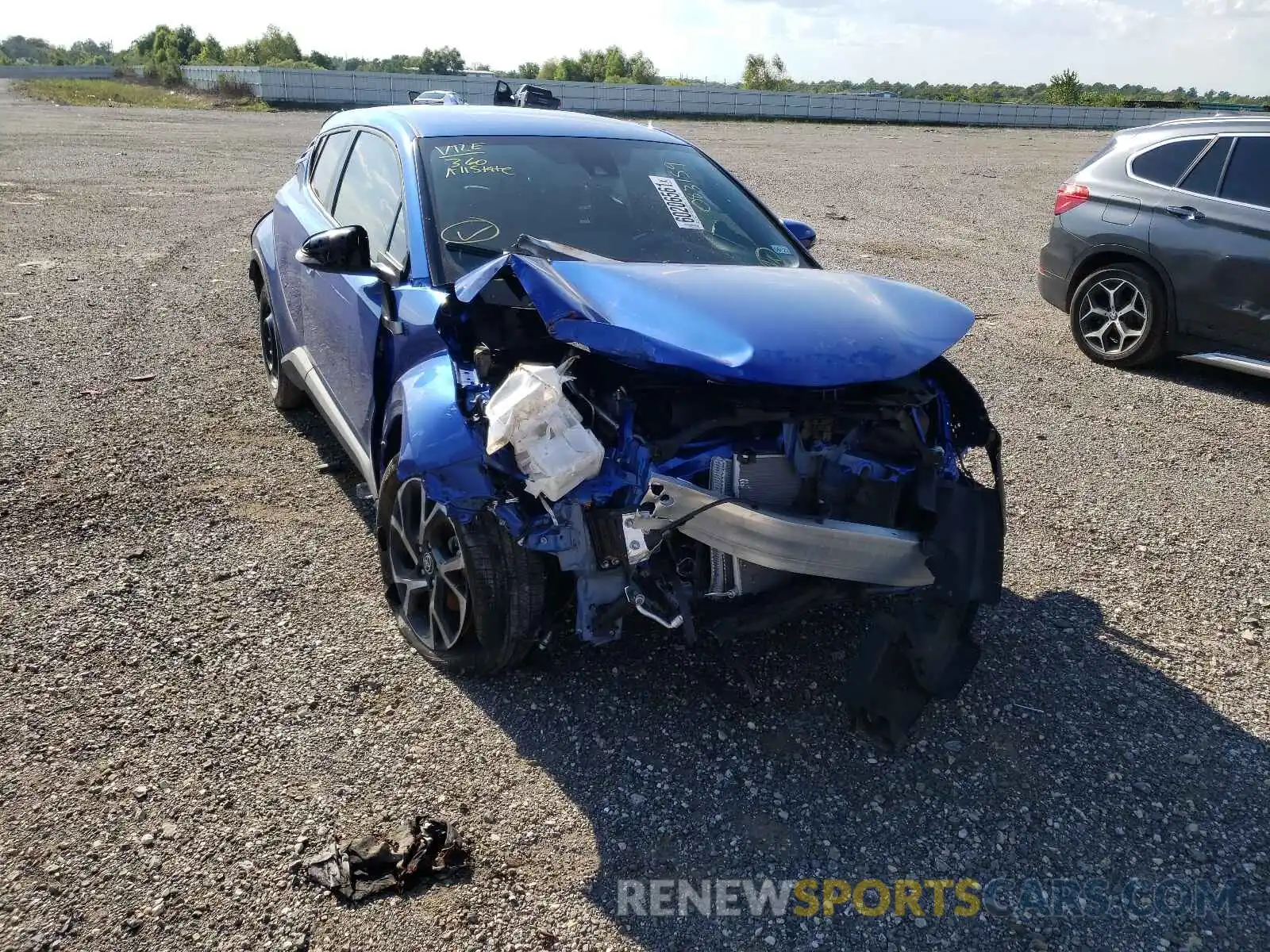 1 Photograph of a damaged car JTNKHMBX3L1083159 TOYOTA C-HR 2020