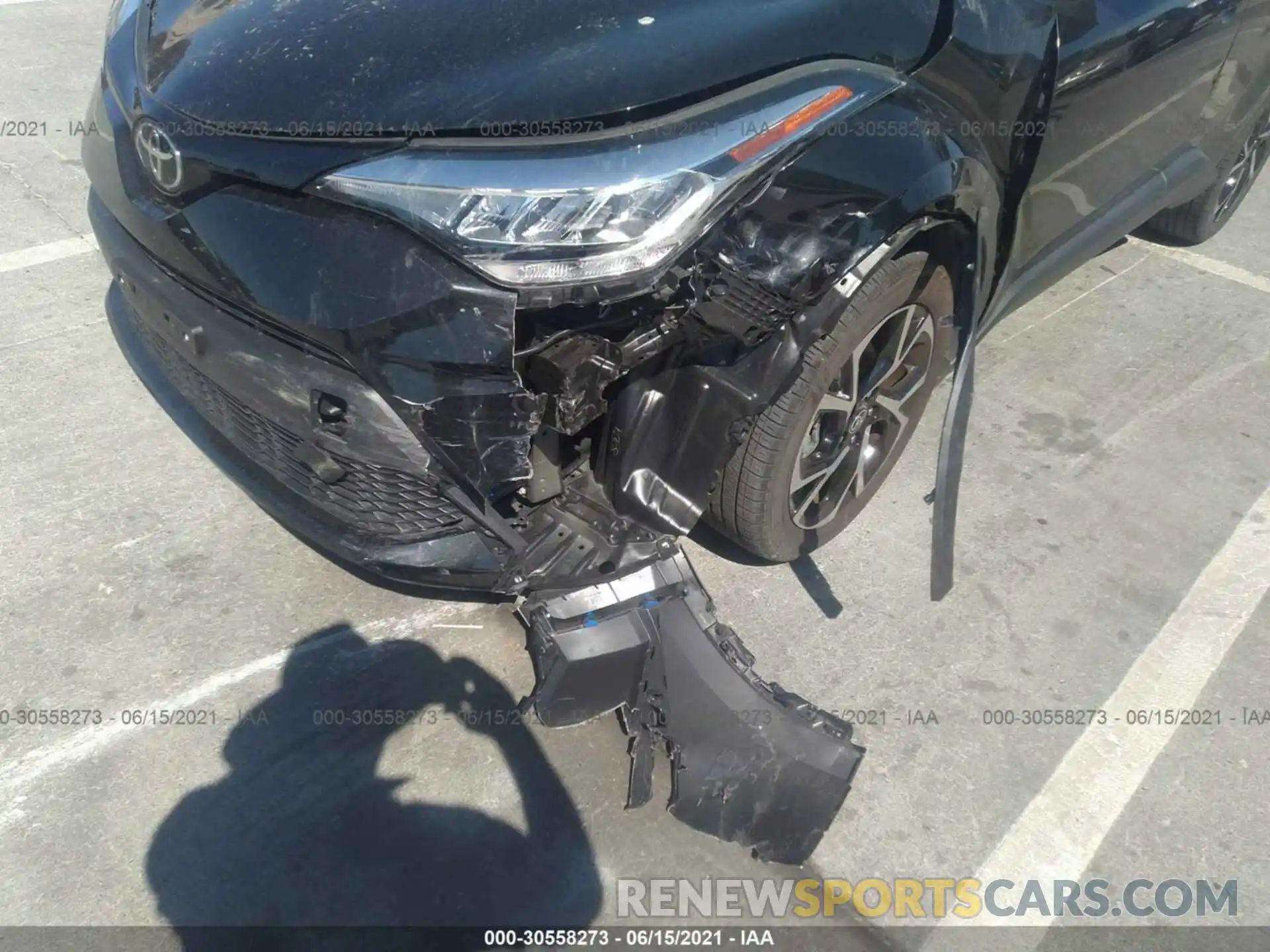 6 Photograph of a damaged car JTNKHMBX3L1083209 TOYOTA C-HR 2020