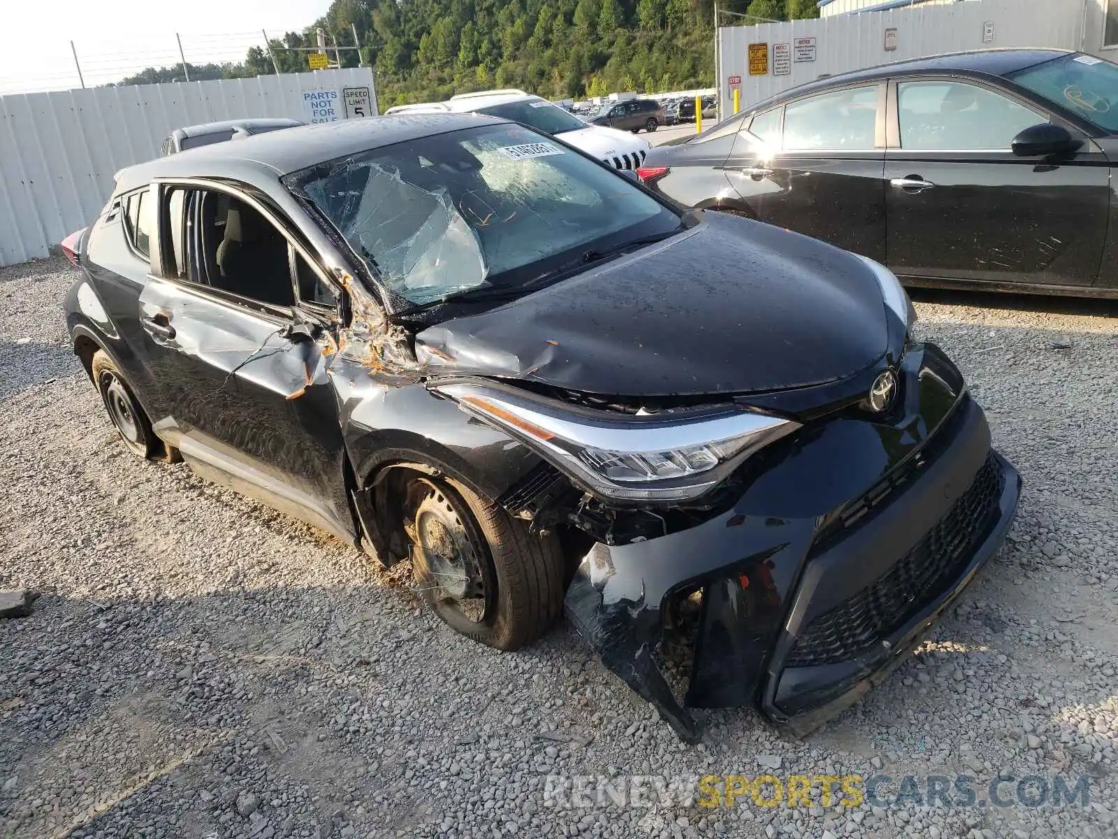 1 Photograph of a damaged car JTNKHMBX3L1083257 TOYOTA C-HR 2020