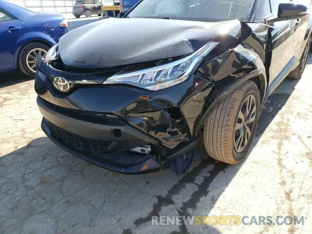 9 Photograph of a damaged car JTNKHMBX3L1083985 TOYOTA C-HR 2020