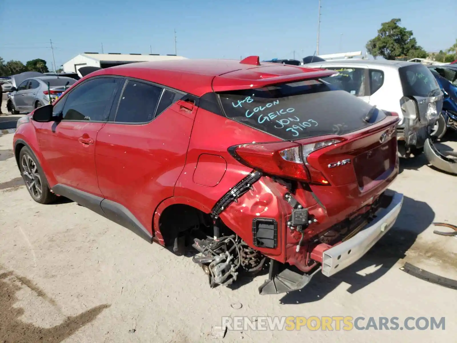 3 Photograph of a damaged car JTNKHMBX3L1084764 TOYOTA C-HR 2020