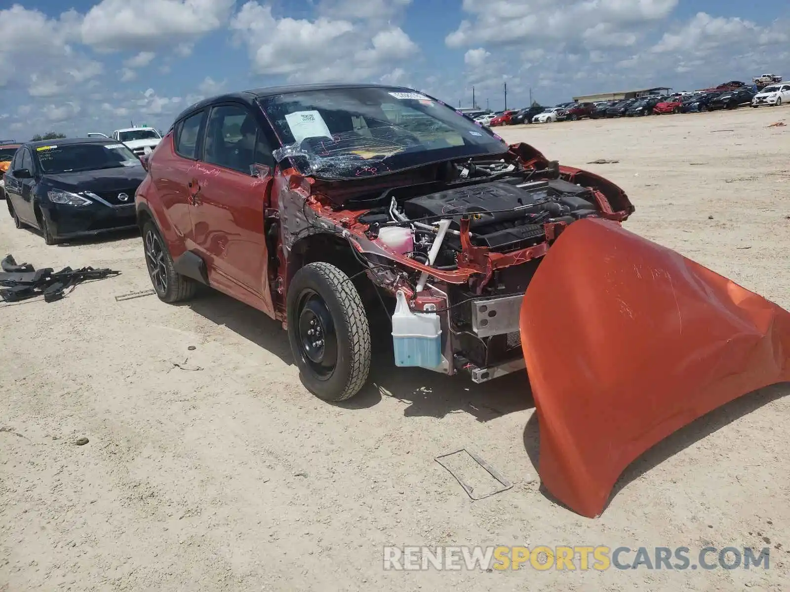 1 Photograph of a damaged car JTNKHMBX3L1090242 TOYOTA C-HR 2020