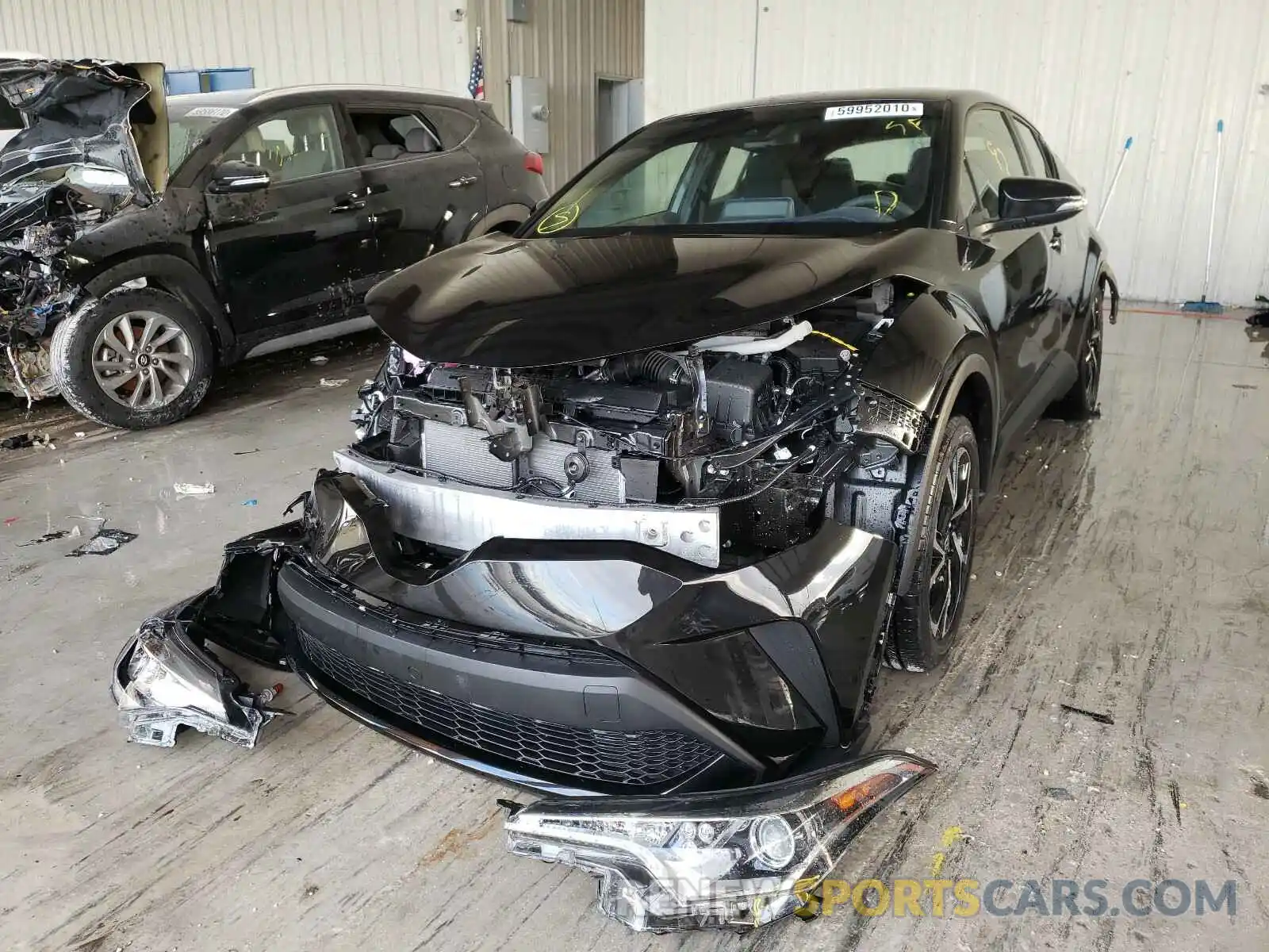 2 Photograph of a damaged car JTNKHMBX3L1090273 TOYOTA C-HR 2020