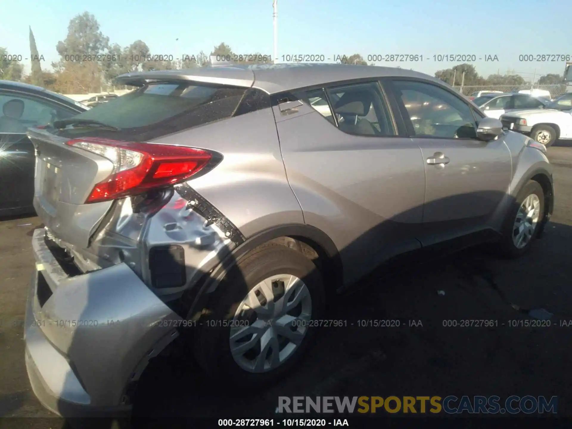 4 Photograph of a damaged car JTNKHMBX3L1090547 TOYOTA C-HR 2020