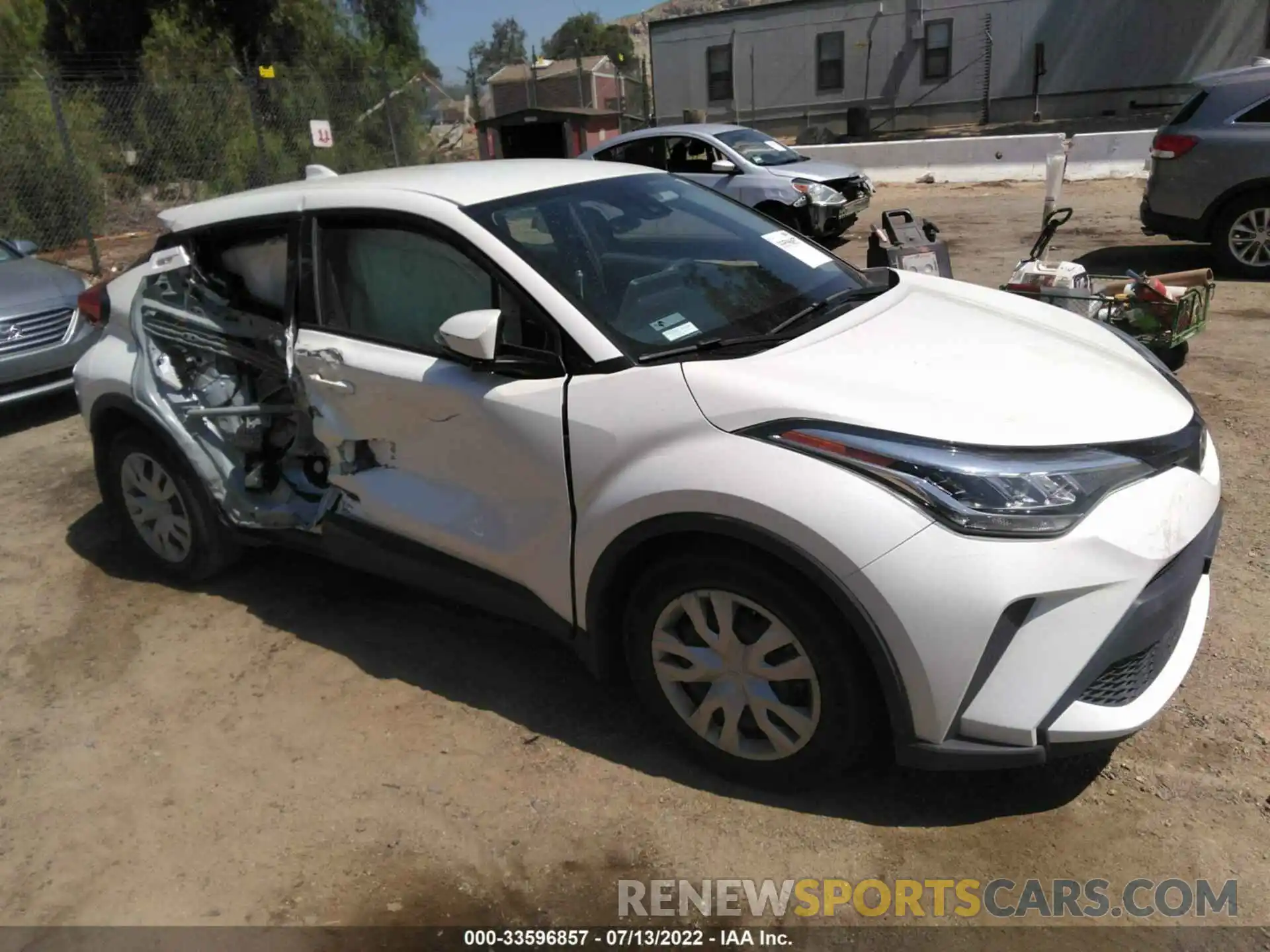 1 Photograph of a damaged car JTNKHMBX3L1091181 TOYOTA C-HR 2020