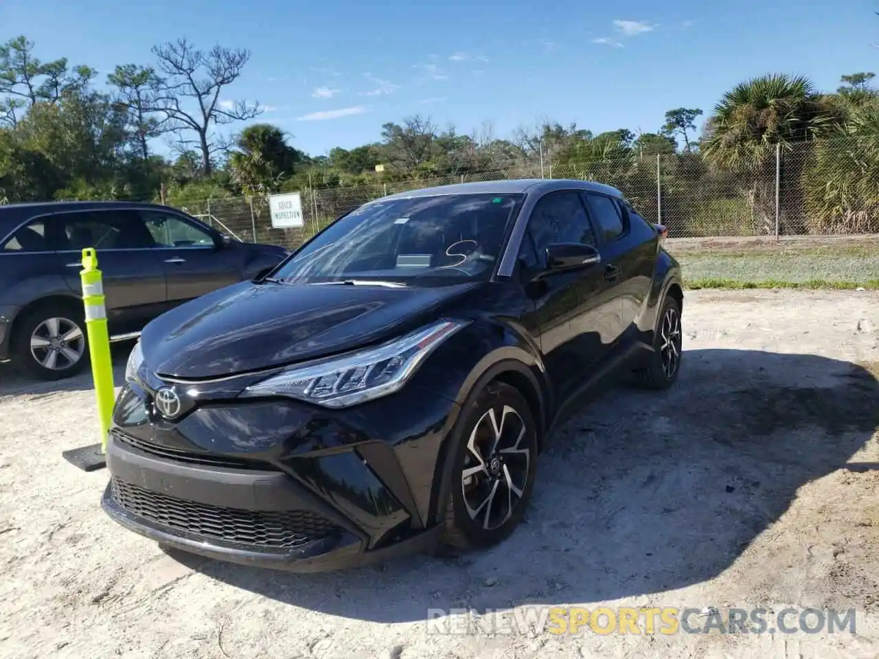 2 Photograph of a damaged car JTNKHMBX3L1094159 TOYOTA C-HR 2020