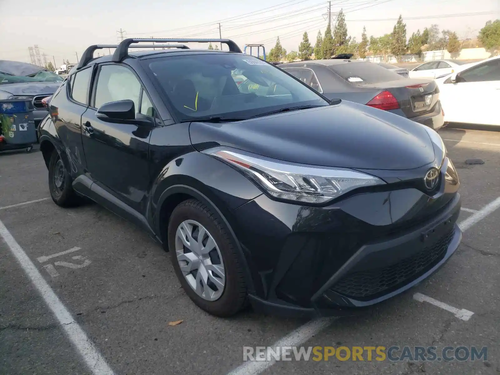 1 Photograph of a damaged car JTNKHMBX4L1064331 TOYOTA C-HR 2020