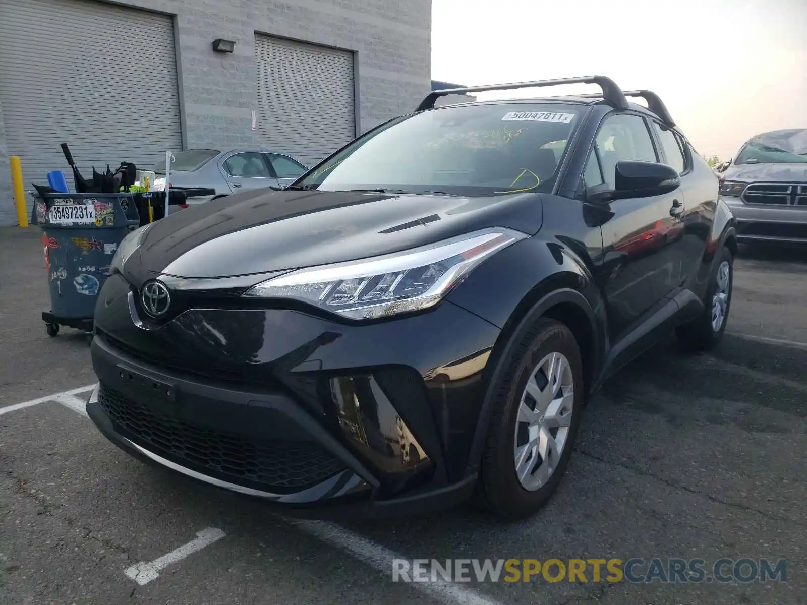 2 Photograph of a damaged car JTNKHMBX4L1064331 TOYOTA C-HR 2020