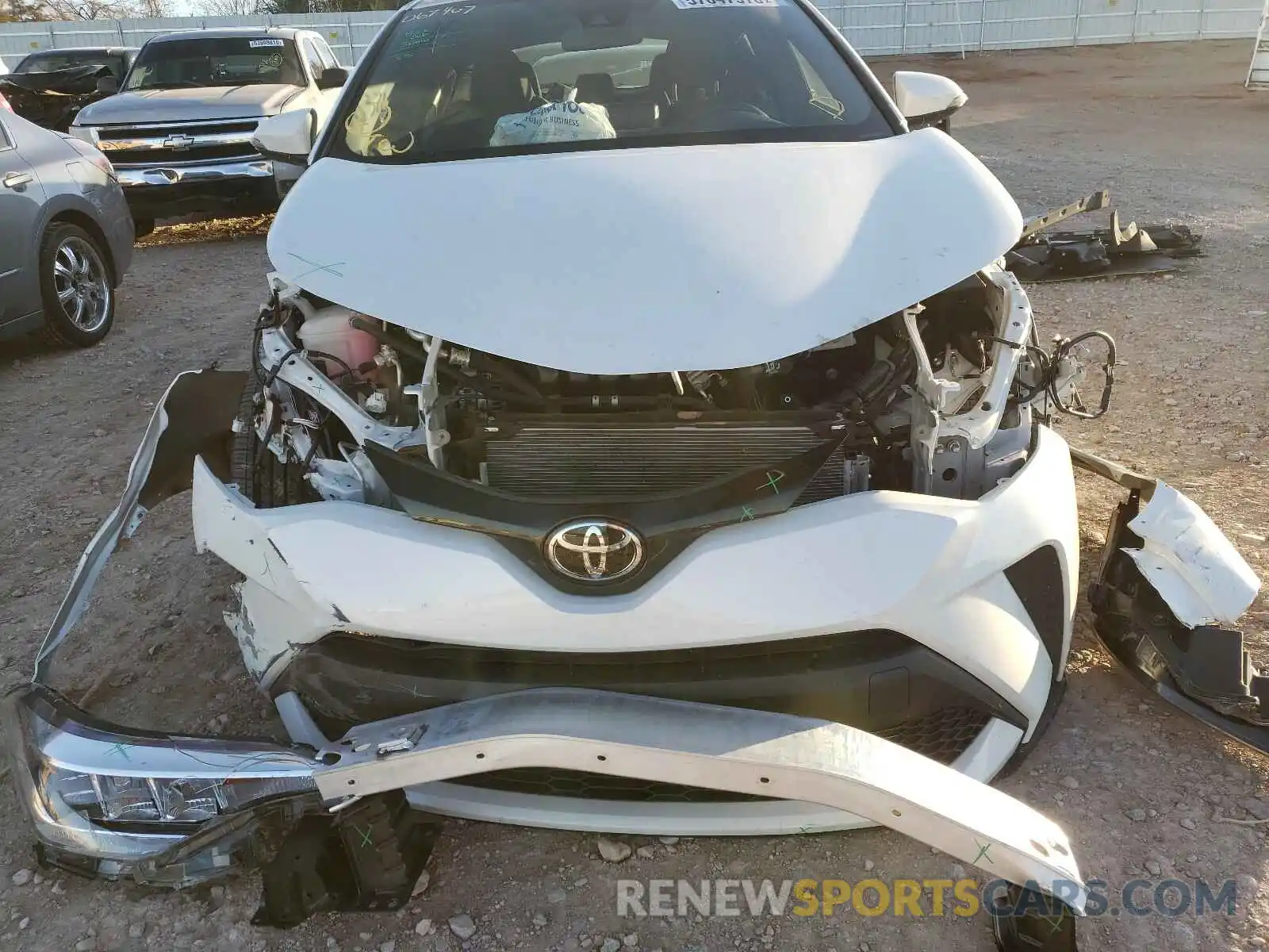 9 Photograph of a damaged car JTNKHMBX4L1067407 TOYOTA C-HR 2020