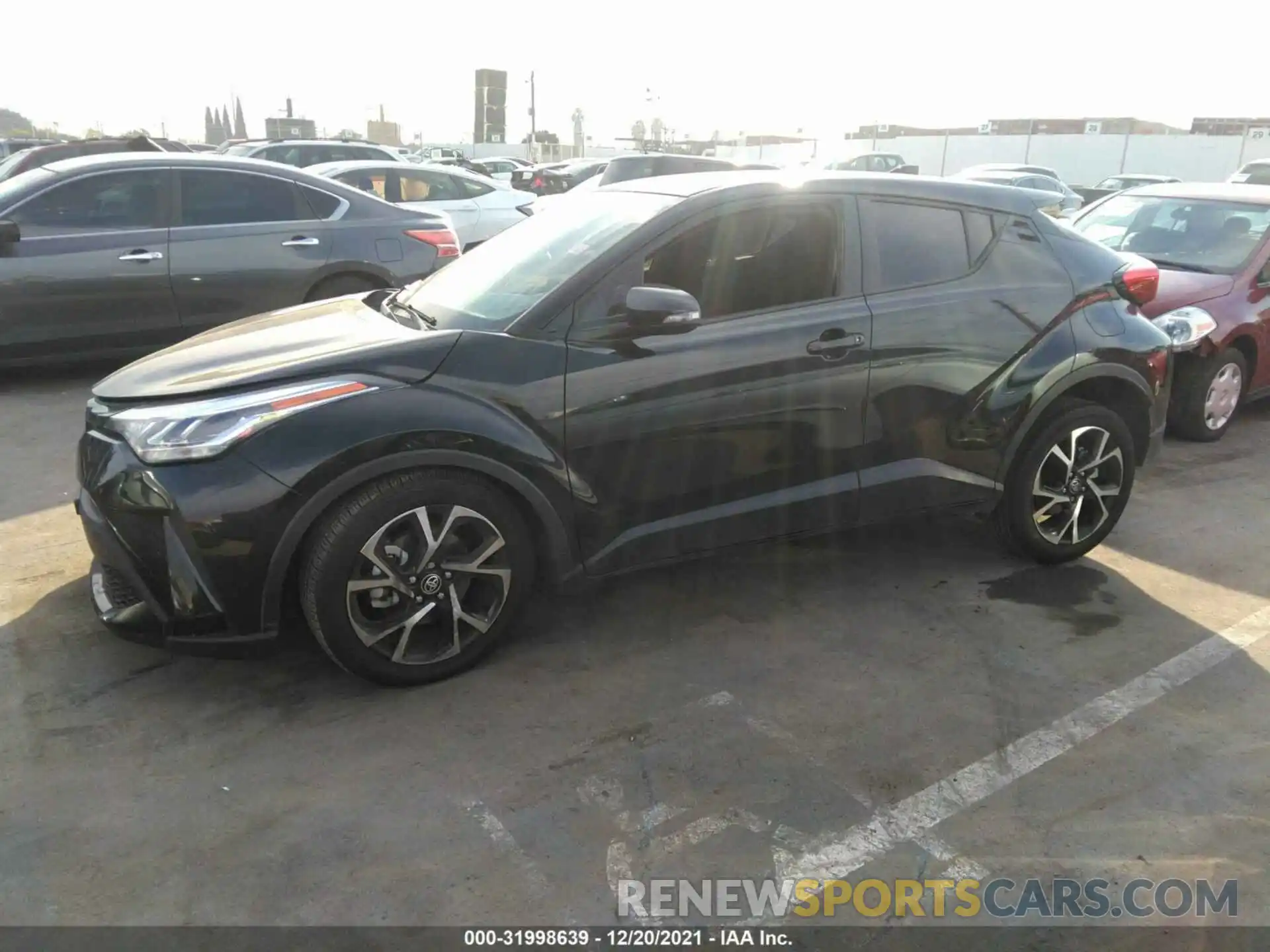 2 Photograph of a damaged car JTNKHMBX4L1070145 TOYOTA C-HR 2020