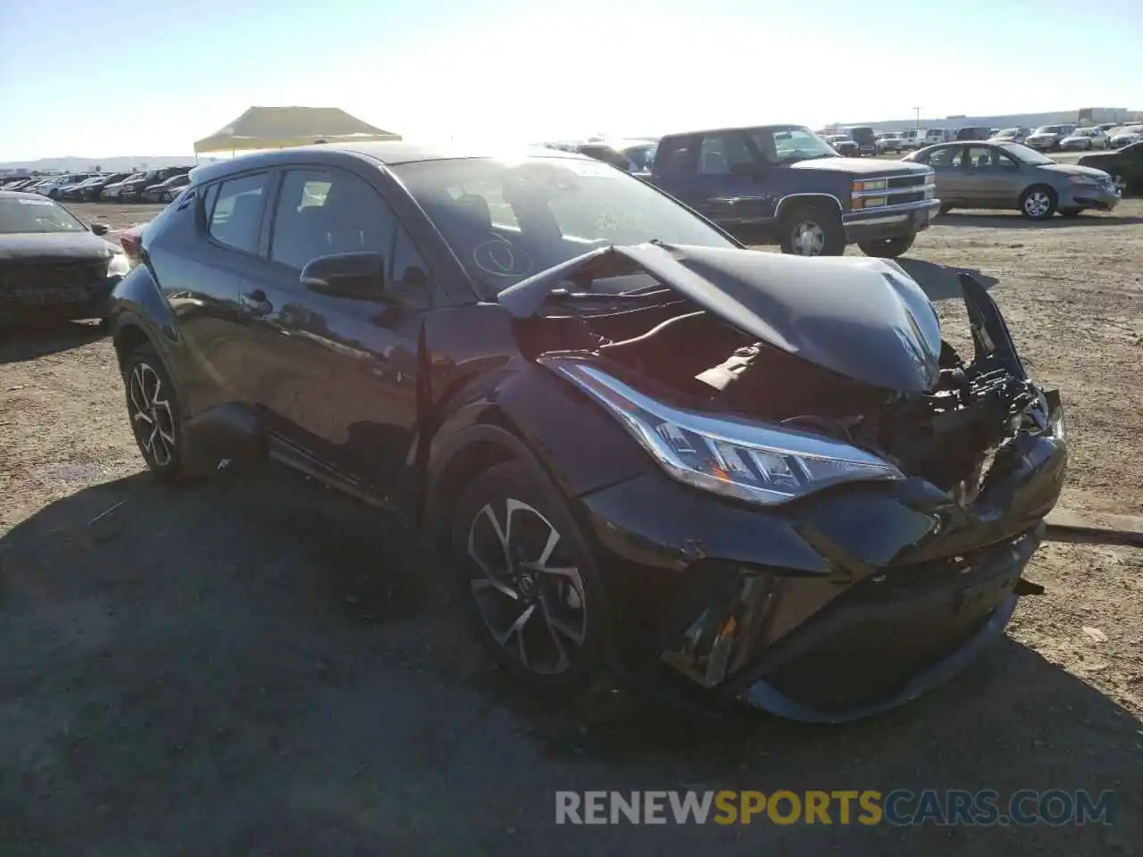 1 Photograph of a damaged car JTNKHMBX4L1070842 TOYOTA C-HR 2020