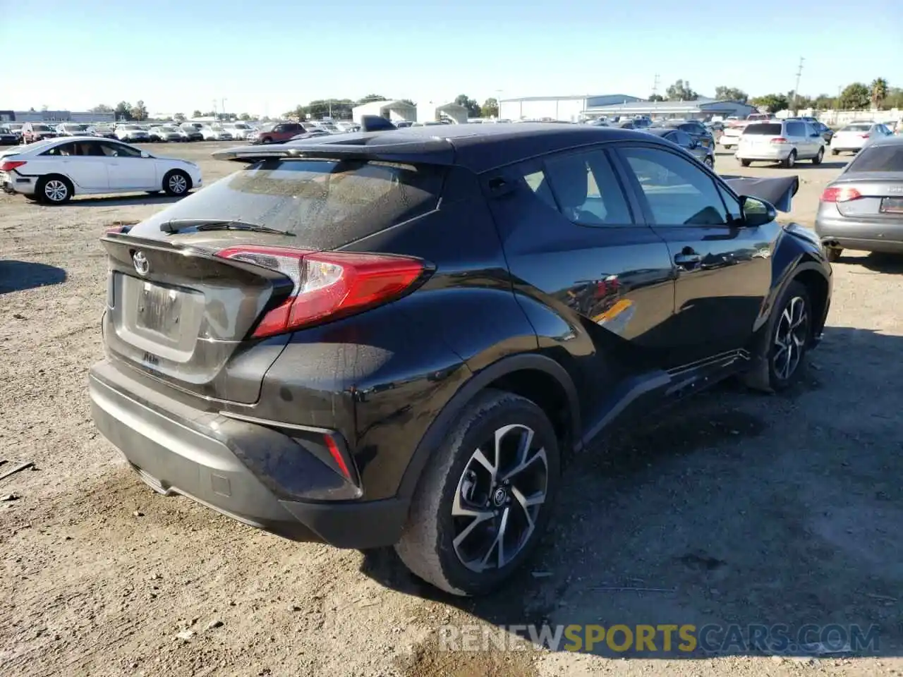 4 Photograph of a damaged car JTNKHMBX4L1070842 TOYOTA C-HR 2020