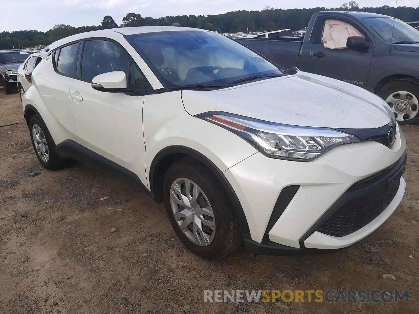 1 Photograph of a damaged car JTNKHMBX4L1071182 TOYOTA C-HR 2020