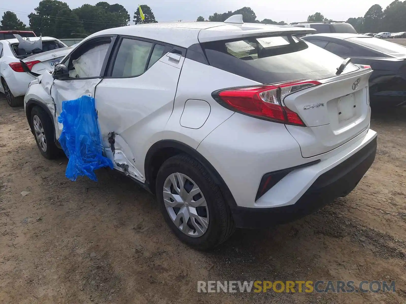 3 Photograph of a damaged car JTNKHMBX4L1071182 TOYOTA C-HR 2020