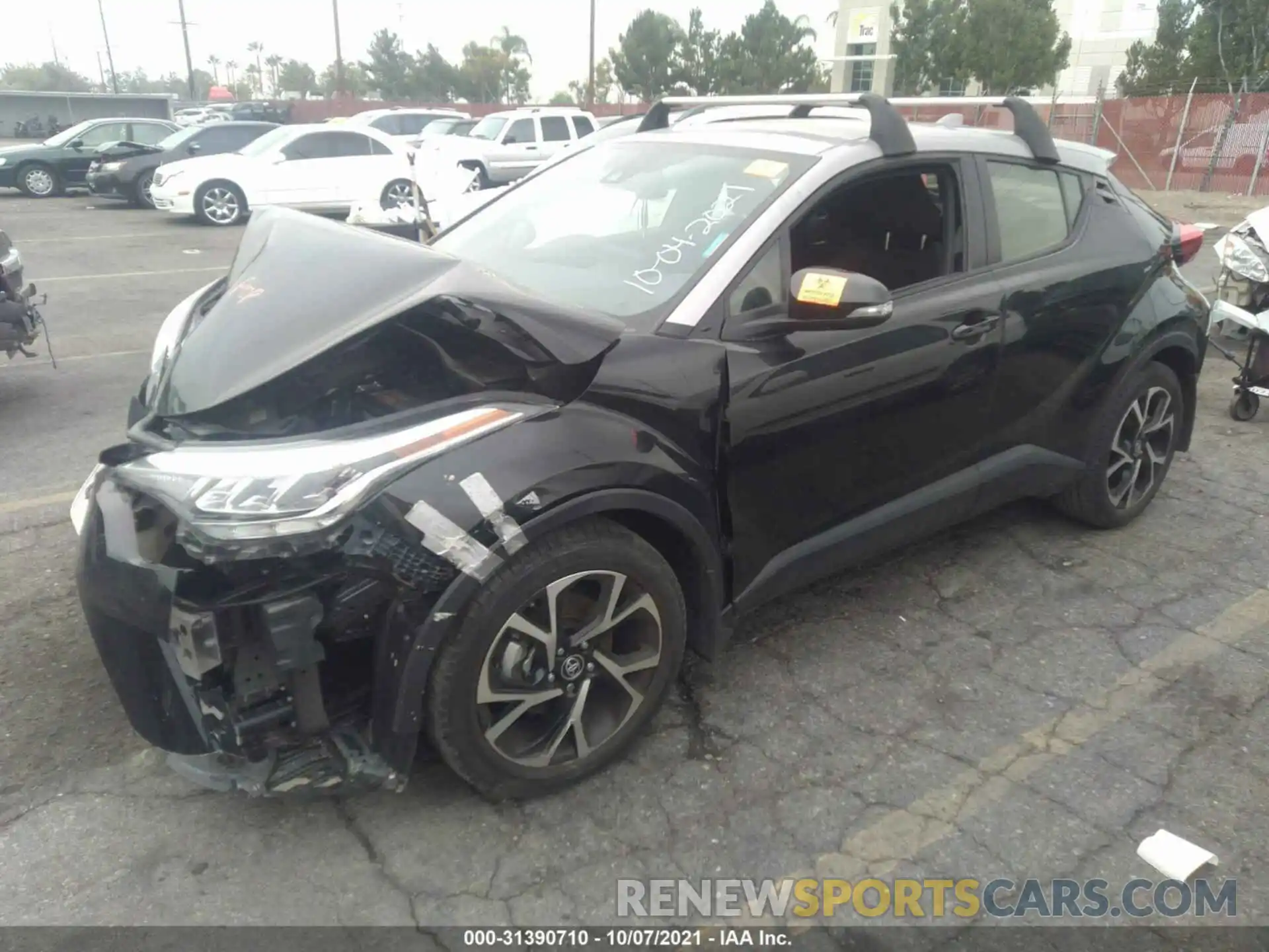 2 Photograph of a damaged car JTNKHMBX4L1072168 TOYOTA C-HR 2020