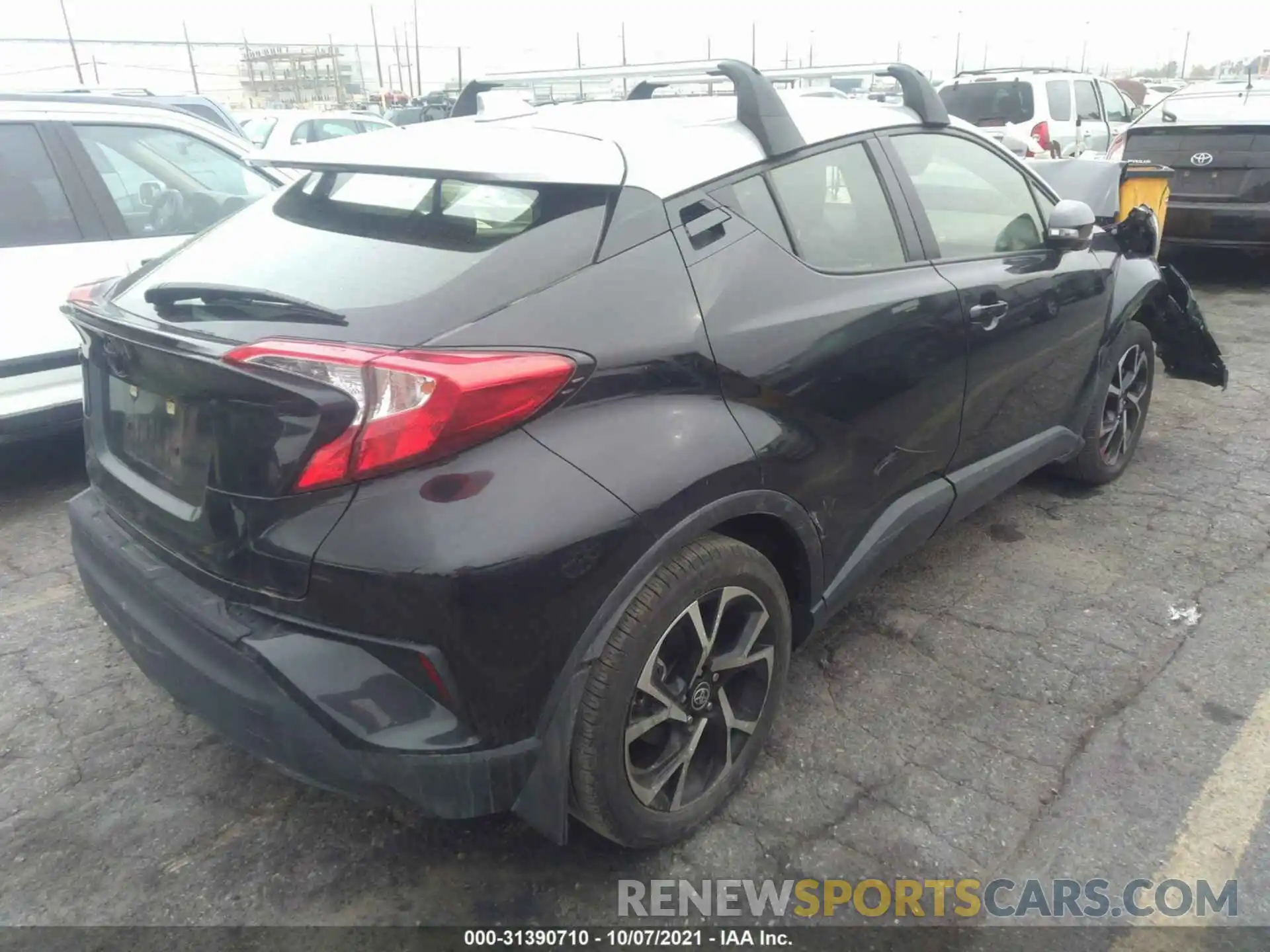 4 Photograph of a damaged car JTNKHMBX4L1072168 TOYOTA C-HR 2020