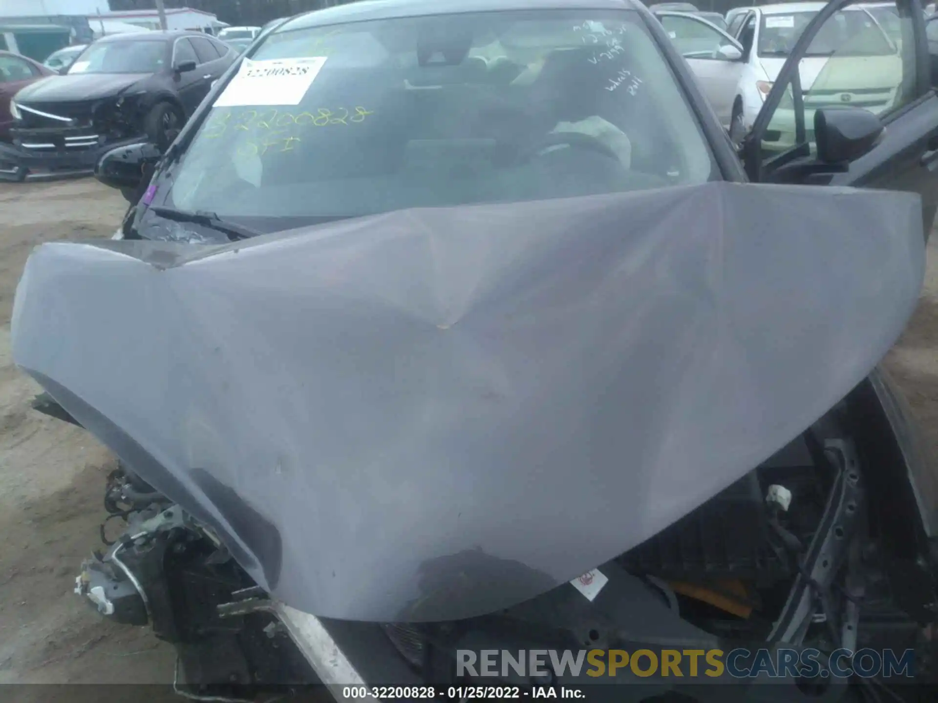 10 Photograph of a damaged car JTNKHMBX4L1072199 TOYOTA C-HR 2020