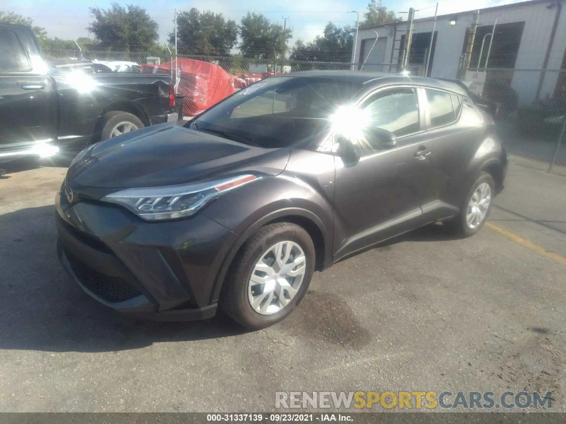 2 Photograph of a damaged car JTNKHMBX4L1072946 TOYOTA C-HR 2020